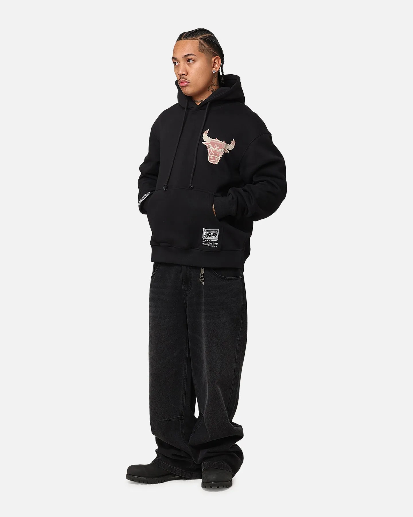 Mitchell & Ness Chicago Bulls Champs Graffiti Hoodie Faded Black sold by Culture Kings product image thumbnail 4