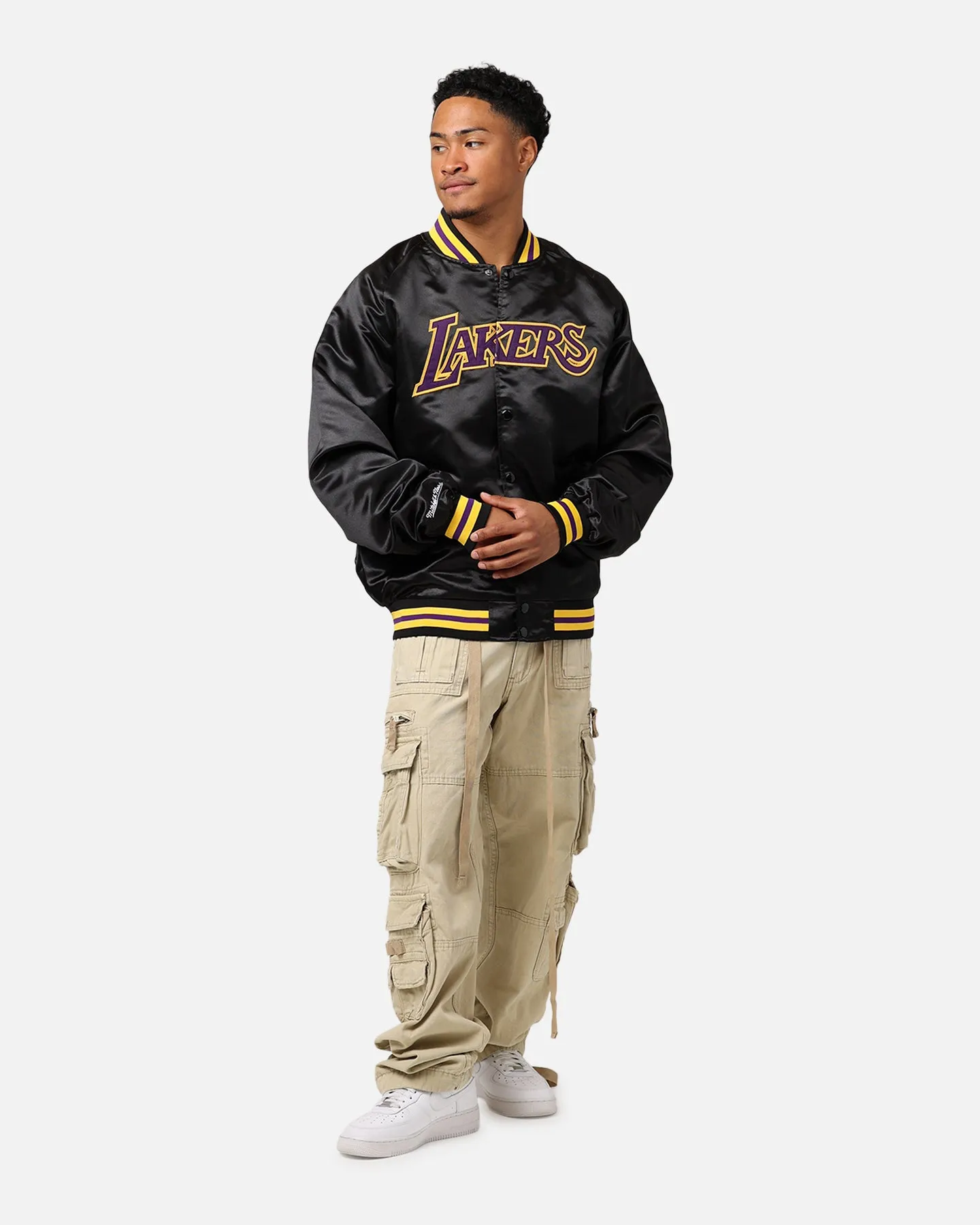 Mitchell & Ness Los Angeles Lakers Lightweight Satin Jacket Black sold by Culture Kings product image thumbnail 3