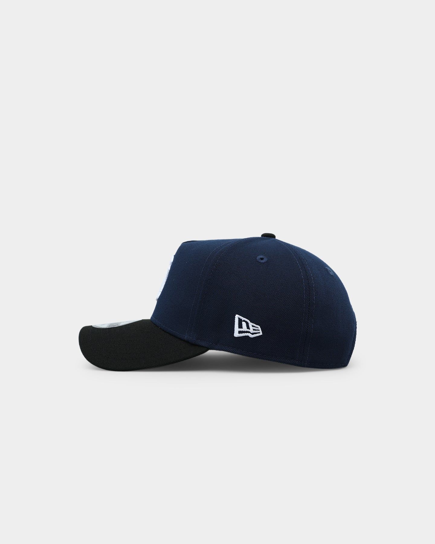 New Era New York Yankees 9FORTY A-Frame 2-Tone Snapback Dark Blue sold by Culture Kings product image thumbnail 4