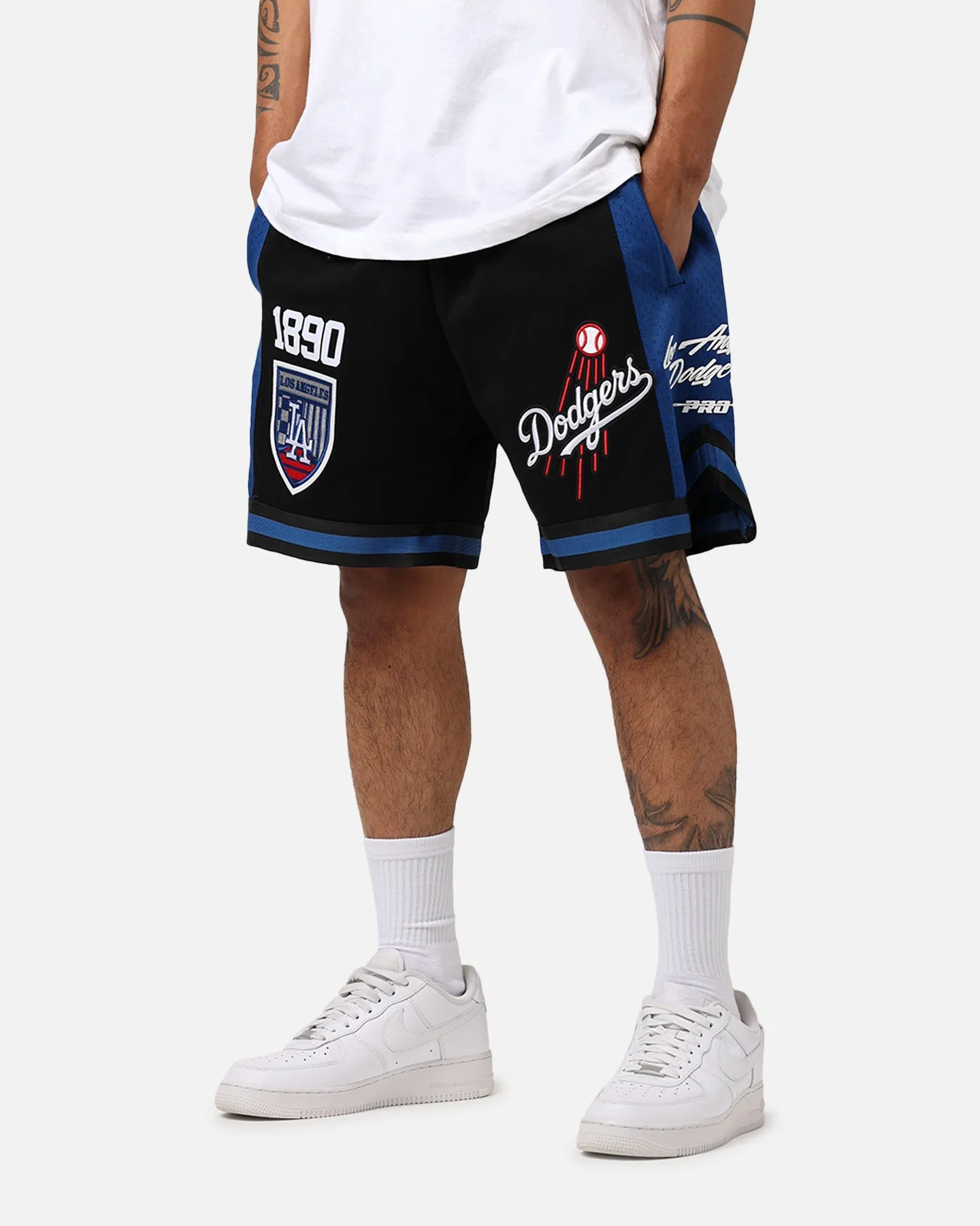 Pro Standard Los Angeles Dodgers Fast Lane Dark 2.0 Shorts Black/Blue sold by Culture Kings product image thumbnail 4