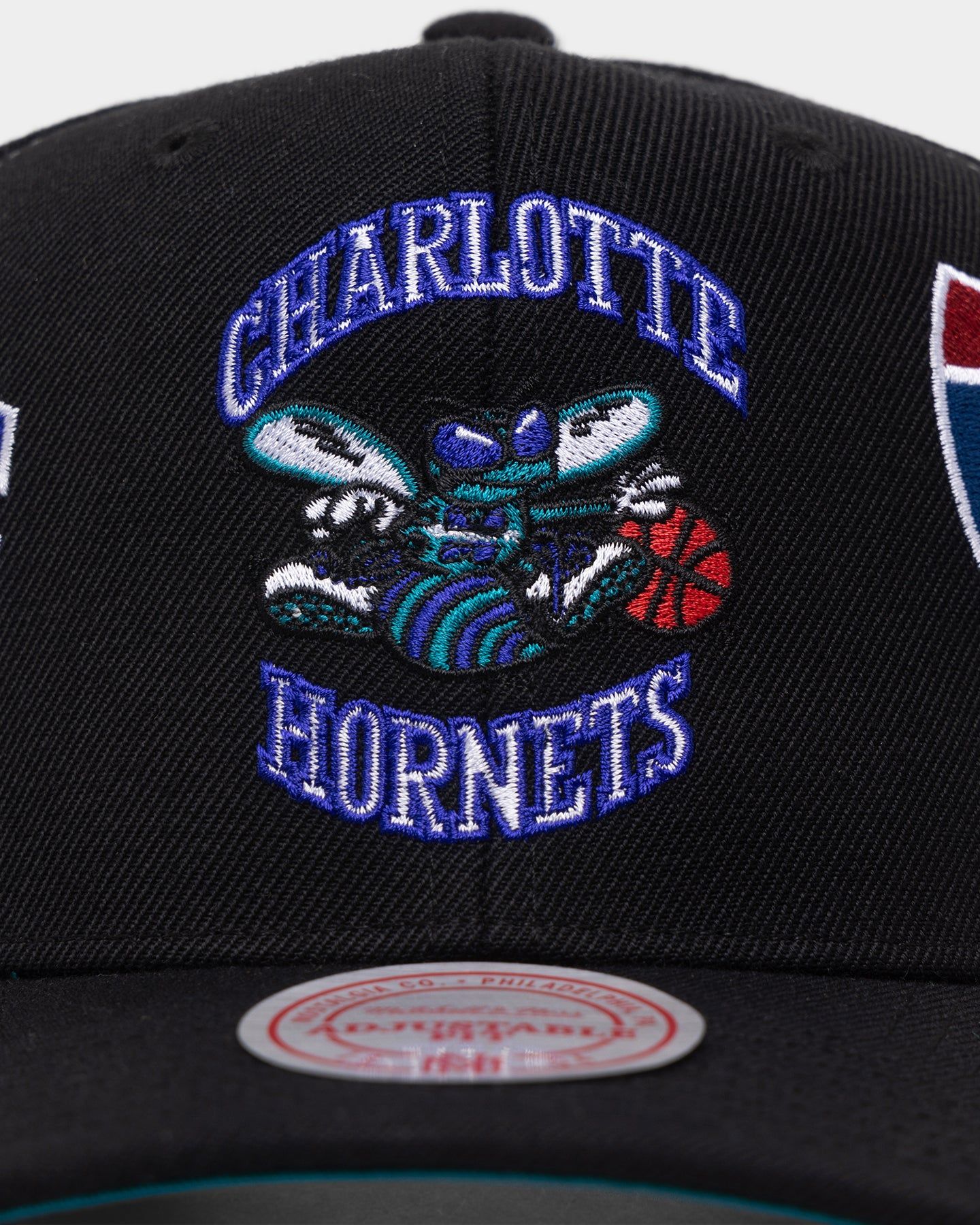 Mitchell & Ness Charlotte Hornets 'Highway' Pro Crown Snapback Black sold by Culture Kings product image thumbnail 5