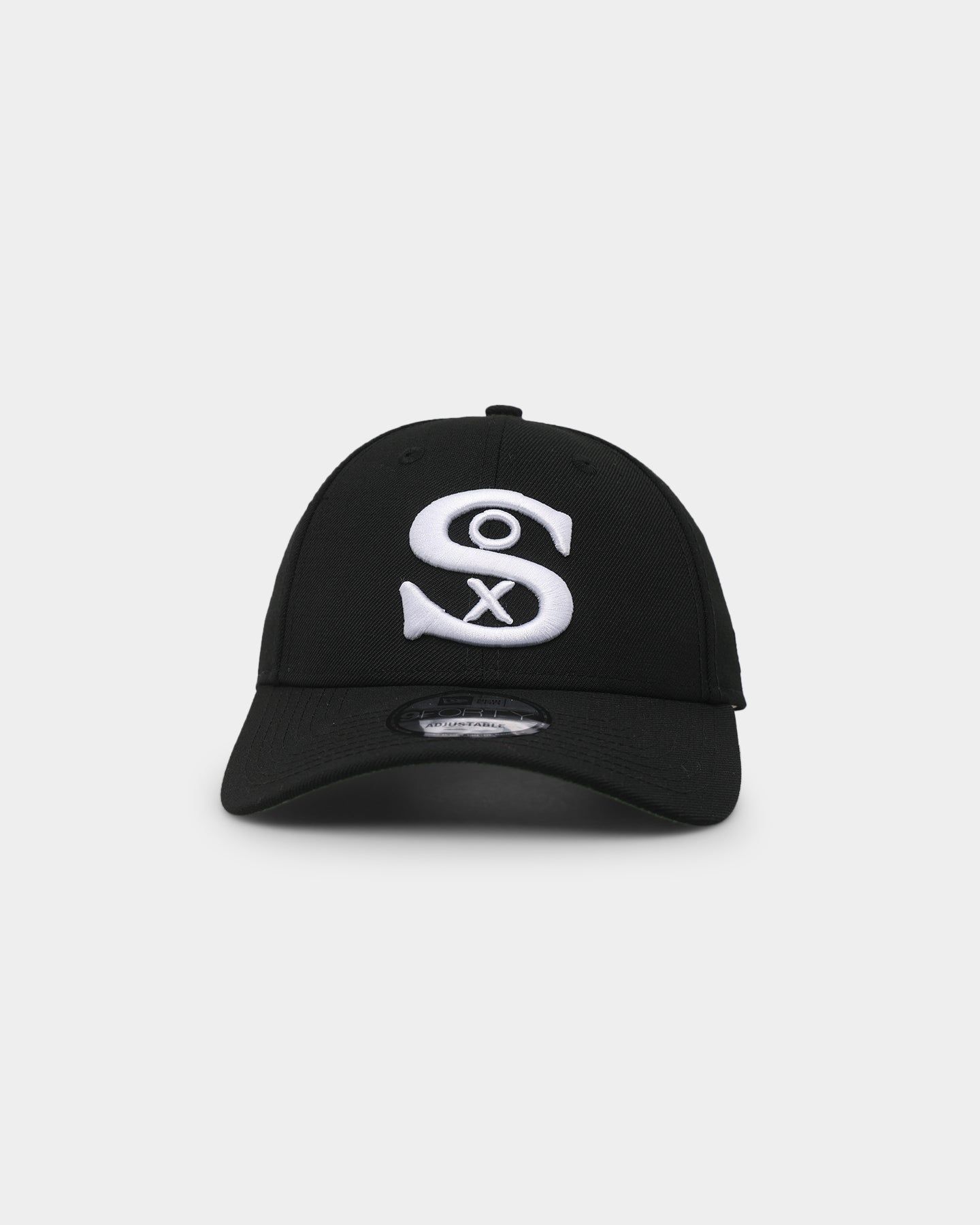 New Era Chicago White Sox 'Archive Americana' 9FORTY Cloth Strapback Black sold by Culture Kings
