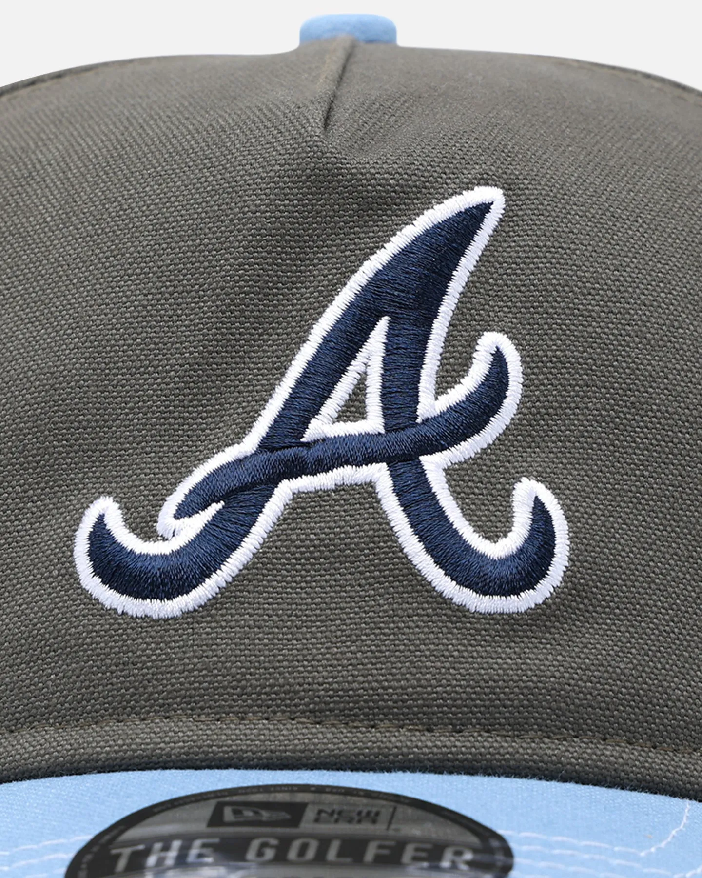 New Era Atlanta Braves 'Contrast Visor' Pre-Curved Golfer Snapback Moss/Sky sold by Culture Kings product image thumbnail 5