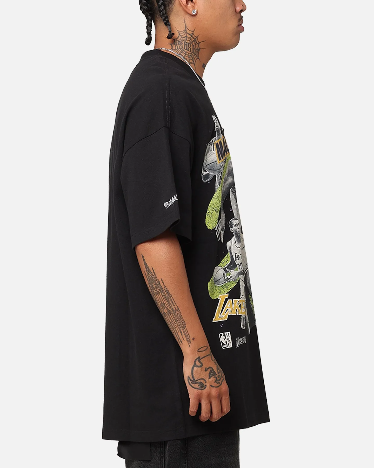 Mitchell & Ness Los Angeles Lakers Magic Johnson Abstract Player T-Shirt Faded Black sold by Culture Kings product image thumbnail 4