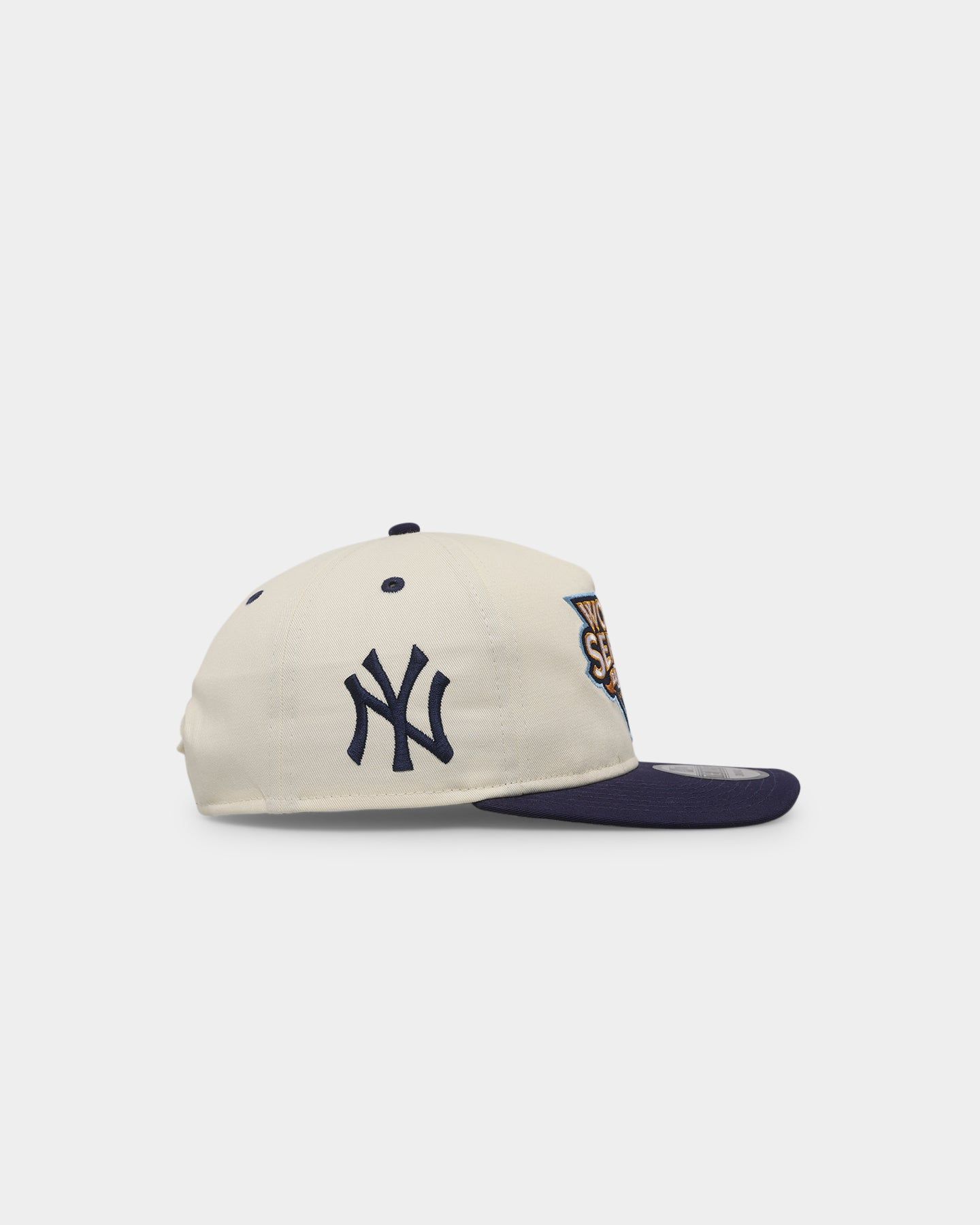 New Era New York Yankees '2000s World Series Through The Decades' 2009 World Series Golfer Snapback Chrome White sold by Culture Kings product image thumbnail 3