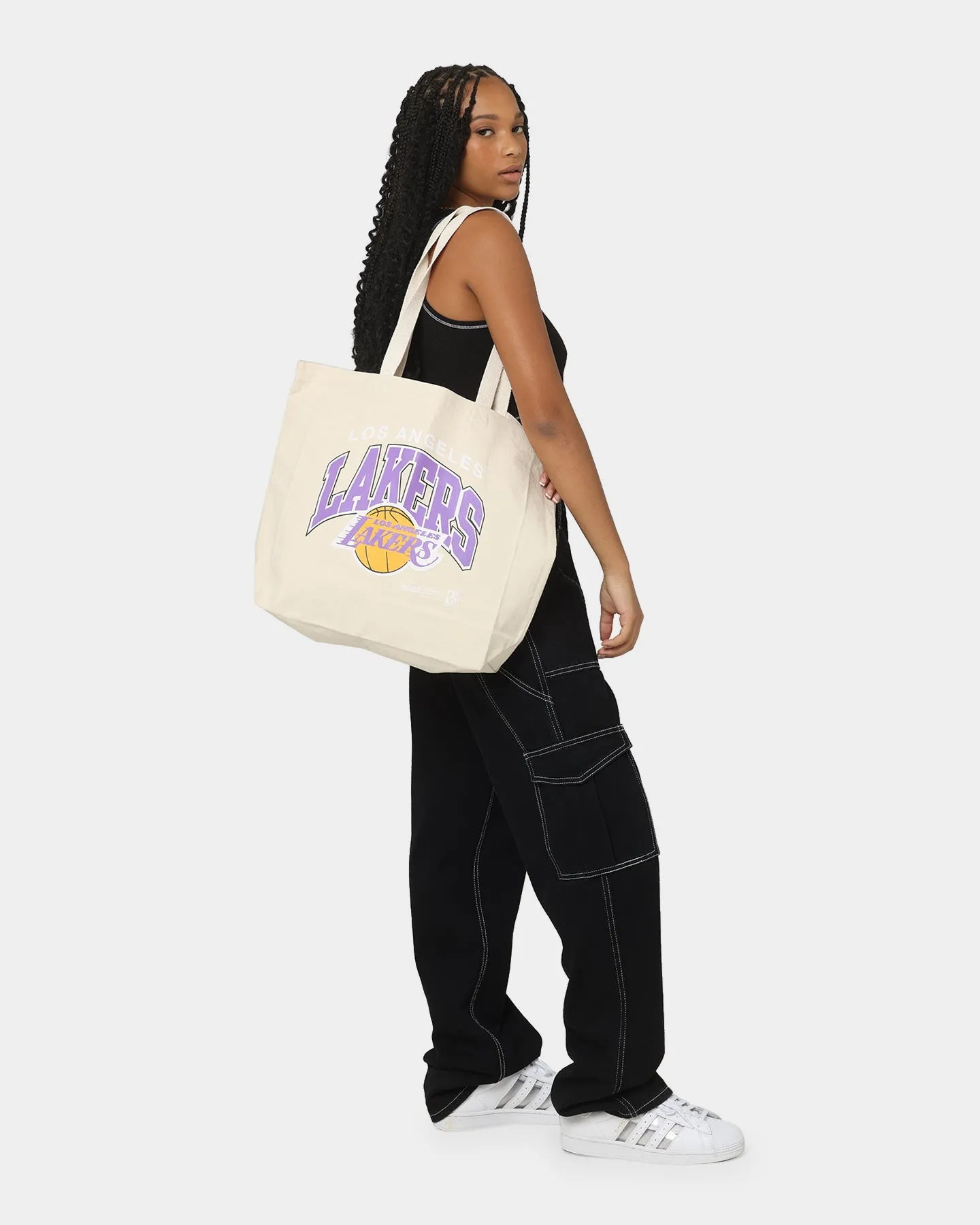 Mitchell & Ness Los Angeles Lakers Keyline Tote Bag Cream sold by Culture Kings product image thumbnail 3