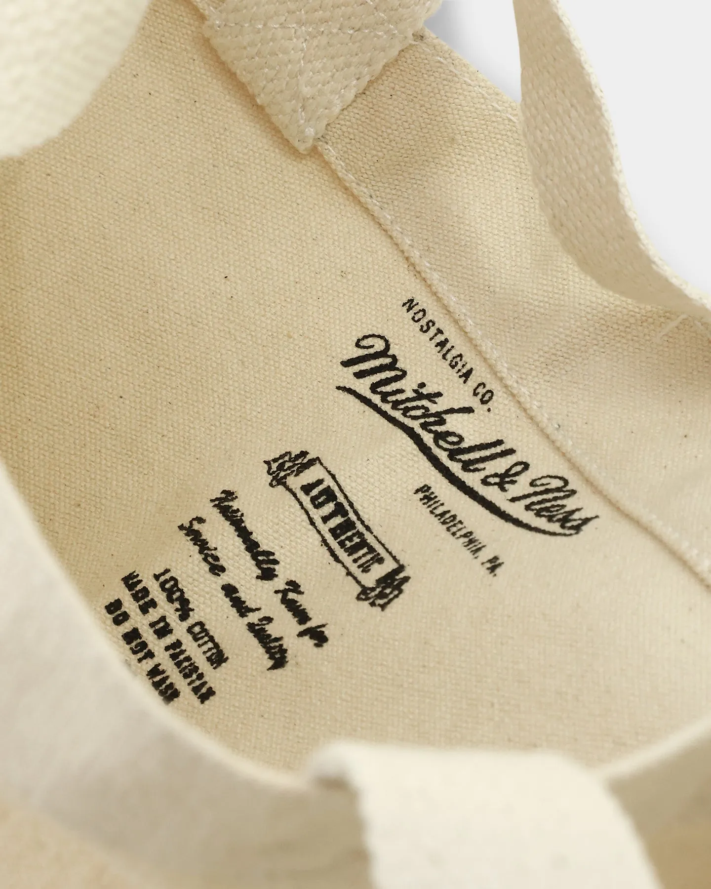 Mitchell & Ness Los Angeles Lakers Keyline Tote Bag Cream sold by Culture Kings product image thumbnail 5