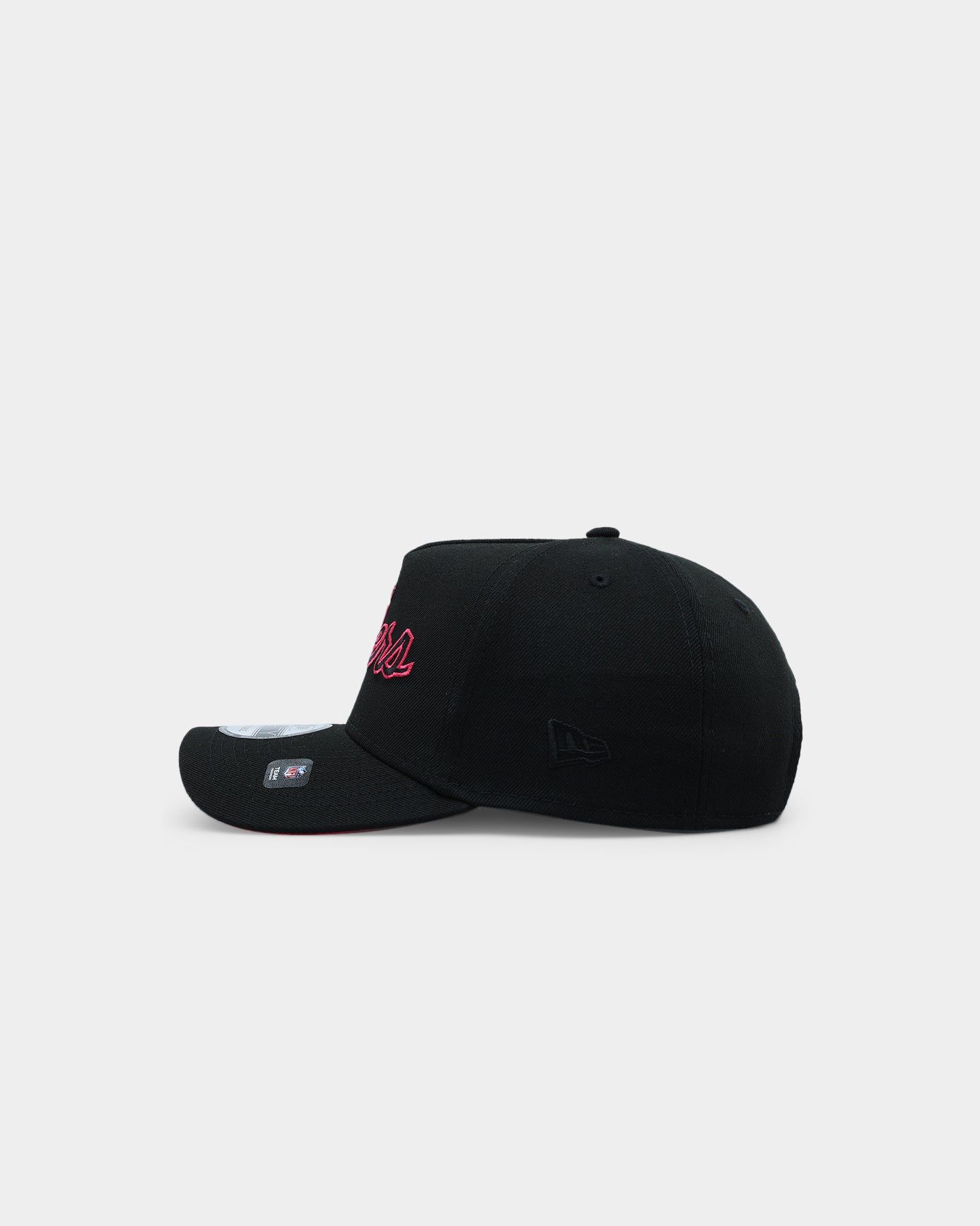 New Era Las Vegas Raiders 'Rose Nights' 9FORTY A-Frame Snapback Black sold by Culture Kings product image thumbnail 4