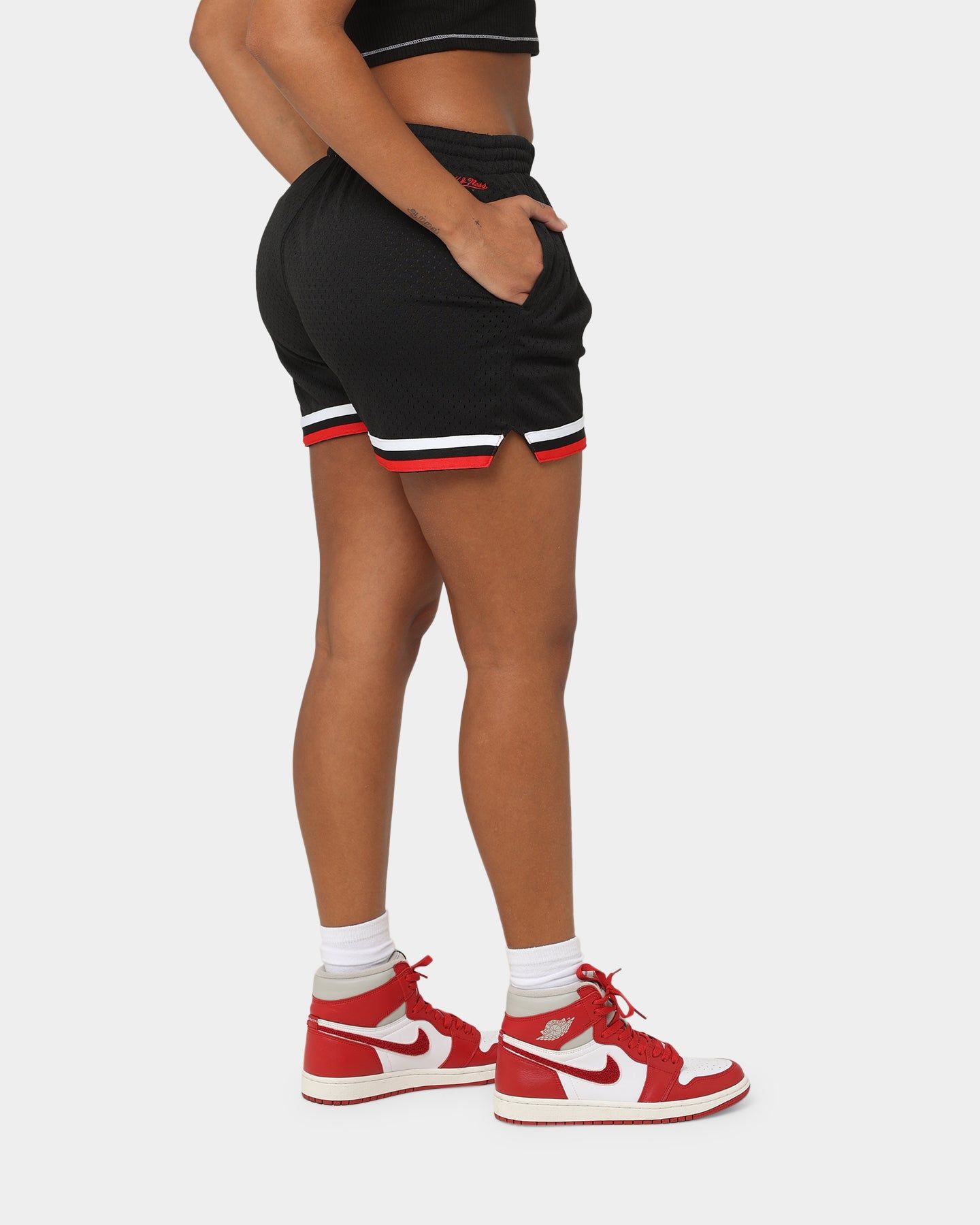 Mitchell & Ness Women's Chicago Bulls Jump Shot Shorts Black sold by Culture Kings product image thumbnail 5