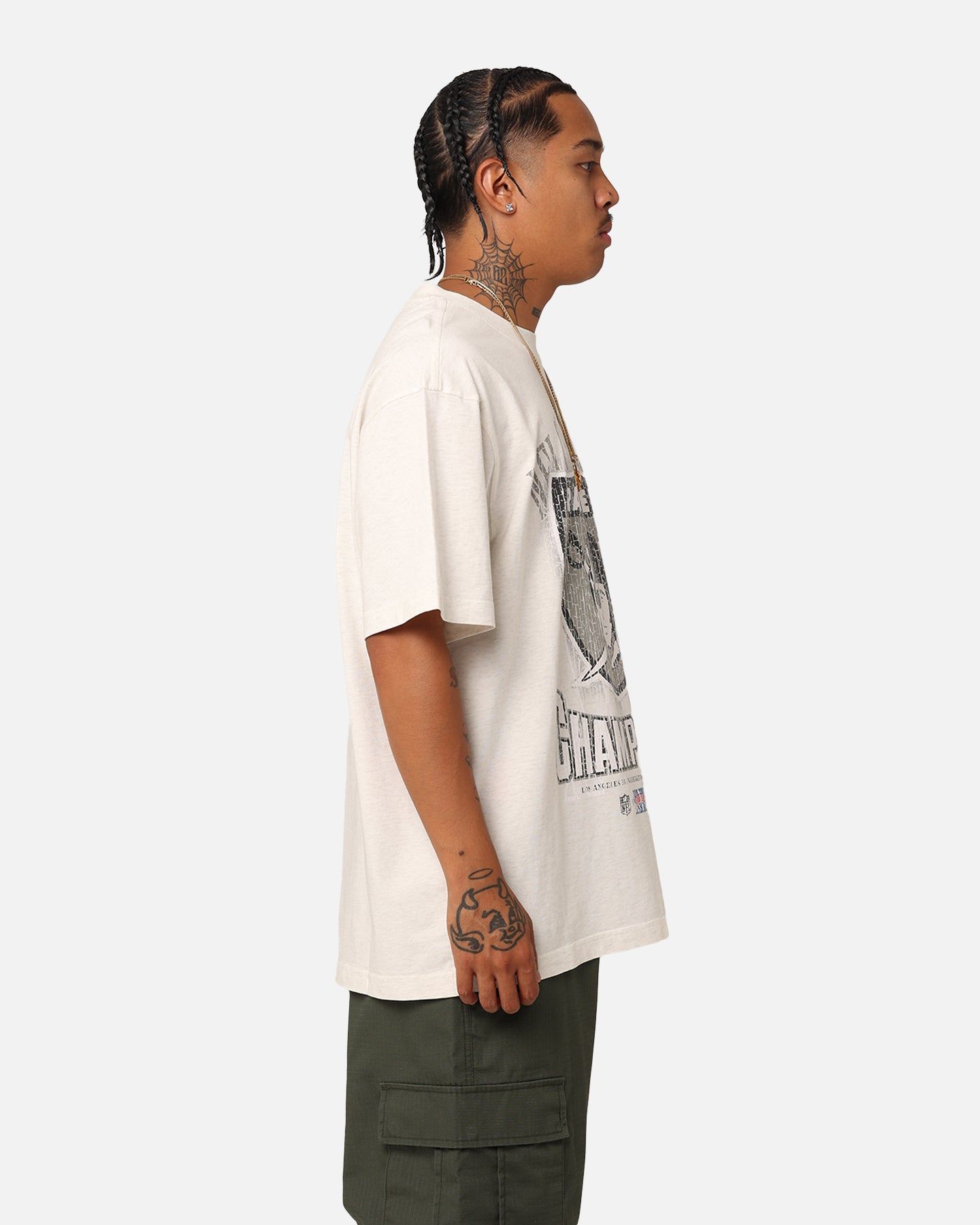 Mitchell & Ness Las Vegas Raiders Shield T-Shirt White Marle sold by Culture Kings product image thumbnail 5