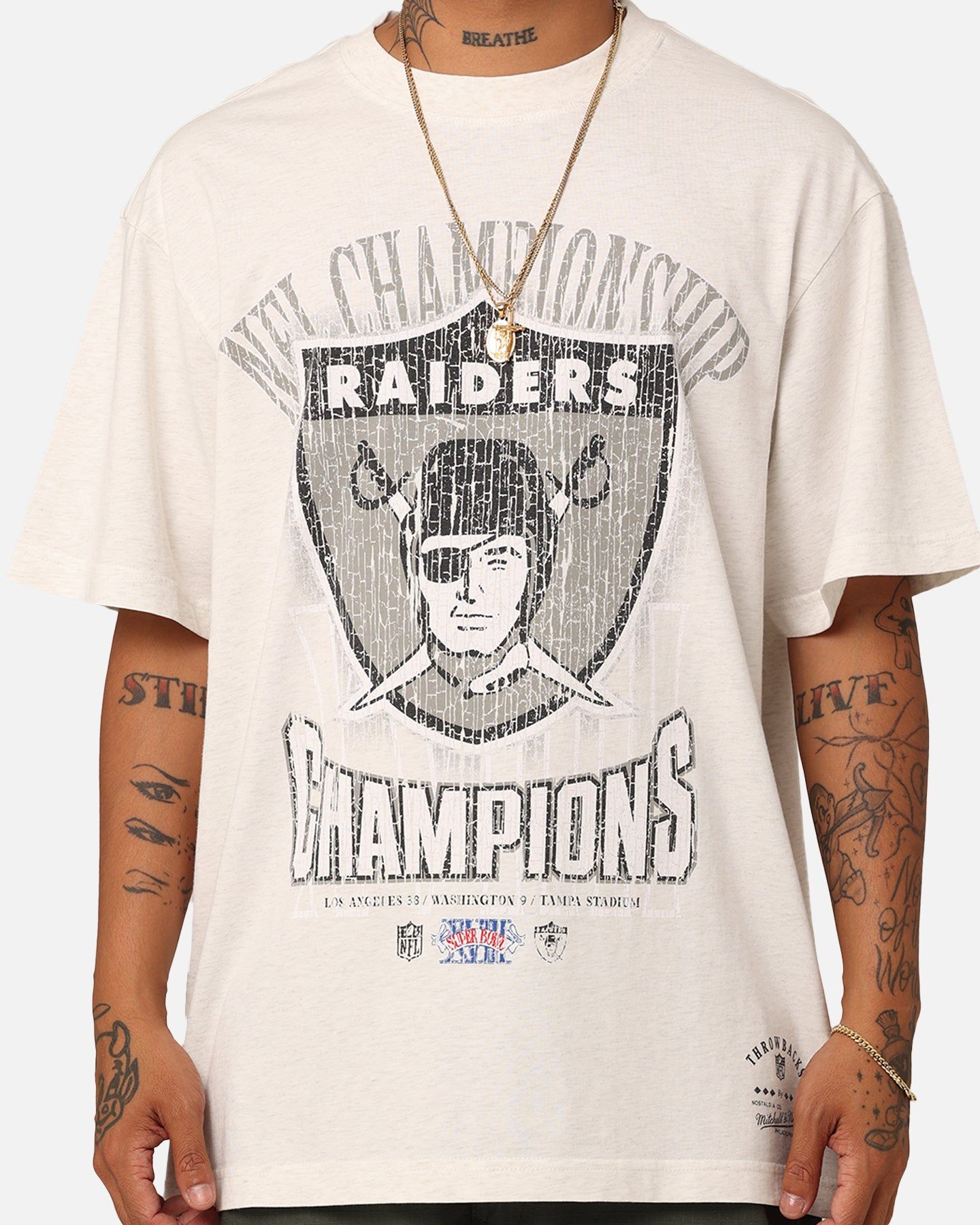 Mitchell & Ness Las Vegas Raiders Shield T-Shirt White Marle sold by Culture Kings product image thumbnail 3