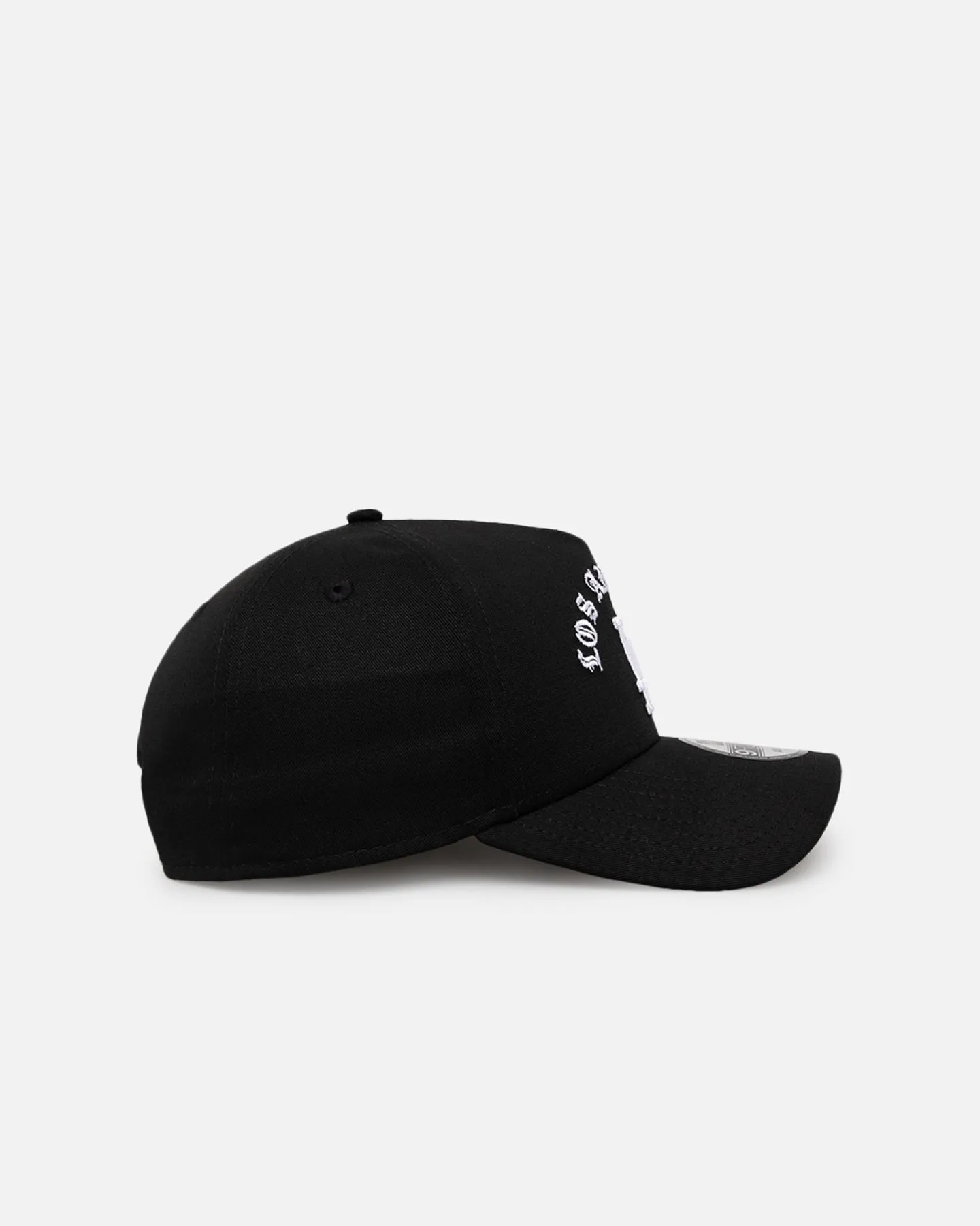 New Era Los Angeles Dodgers 'Gothic Arch' 9FORTY A-Frame Snapback Black/White sold by Culture Kings product image thumbnail 3