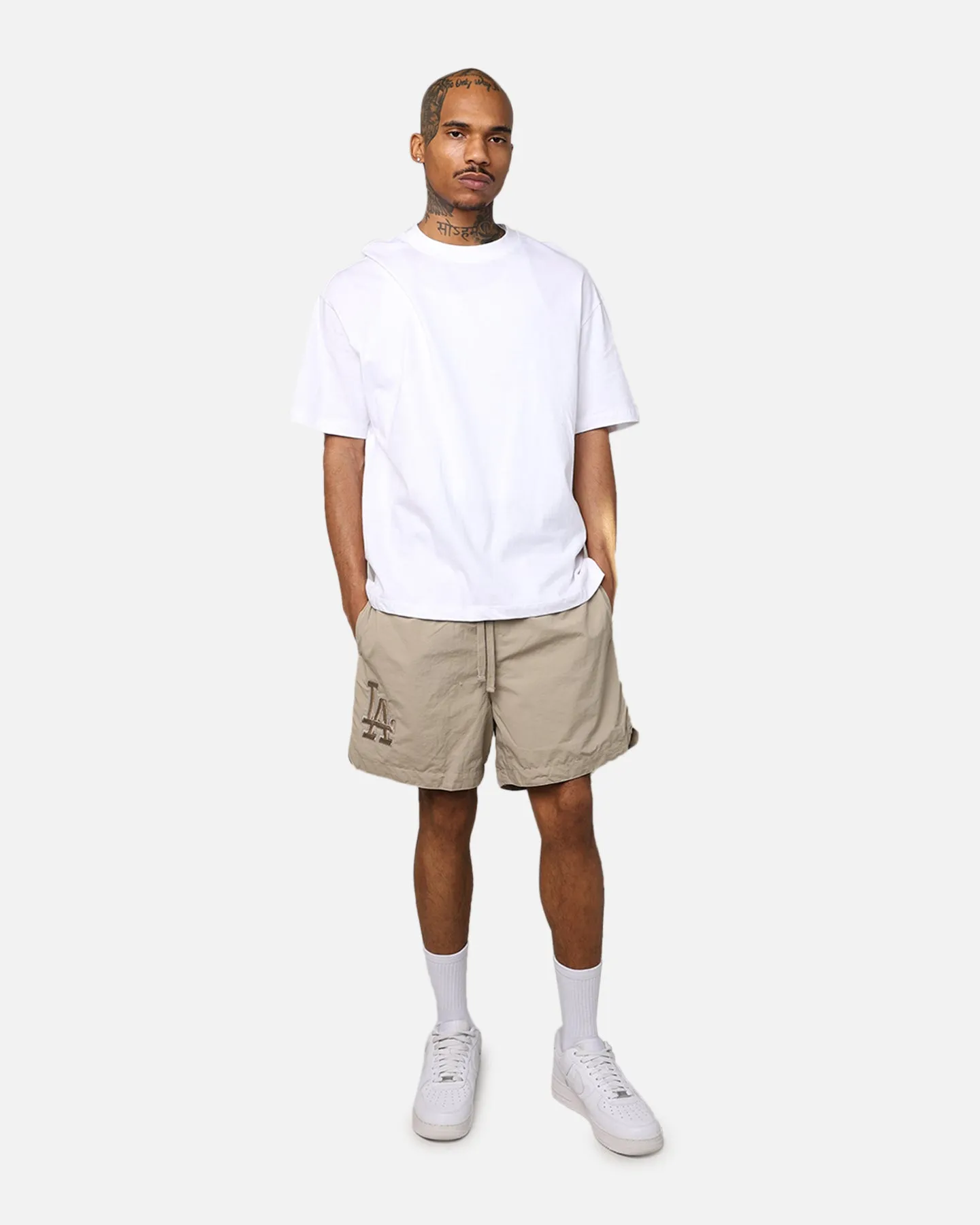 Pro Standard Los Angeles Dodgers Neutral 2.0 Shorts Taupe sold by Culture Kings product image thumbnail 2