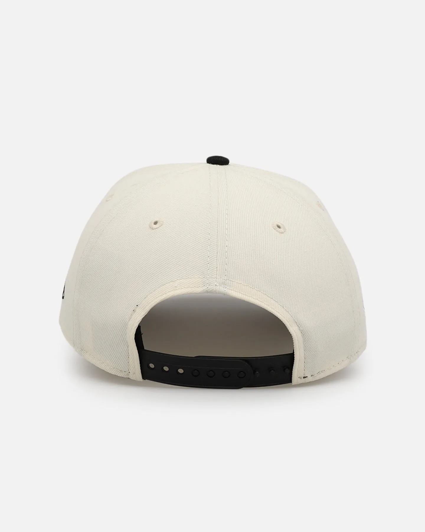 New Era Cincinnati Reds 'Chrome Upside Down Logo' 9FORTY A-Frame Snapback Chrome/Black sold by Culture Kings product image thumbnail 2