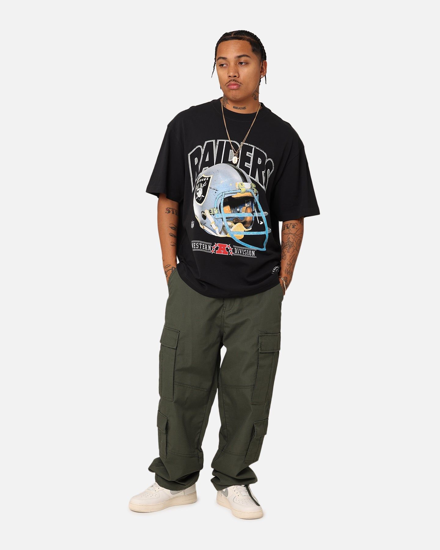 Mitchell & Ness Las Vegas Raiders Vintage Helmet T-Shirt Faded Black sold by Culture Kings product image thumbnail 2