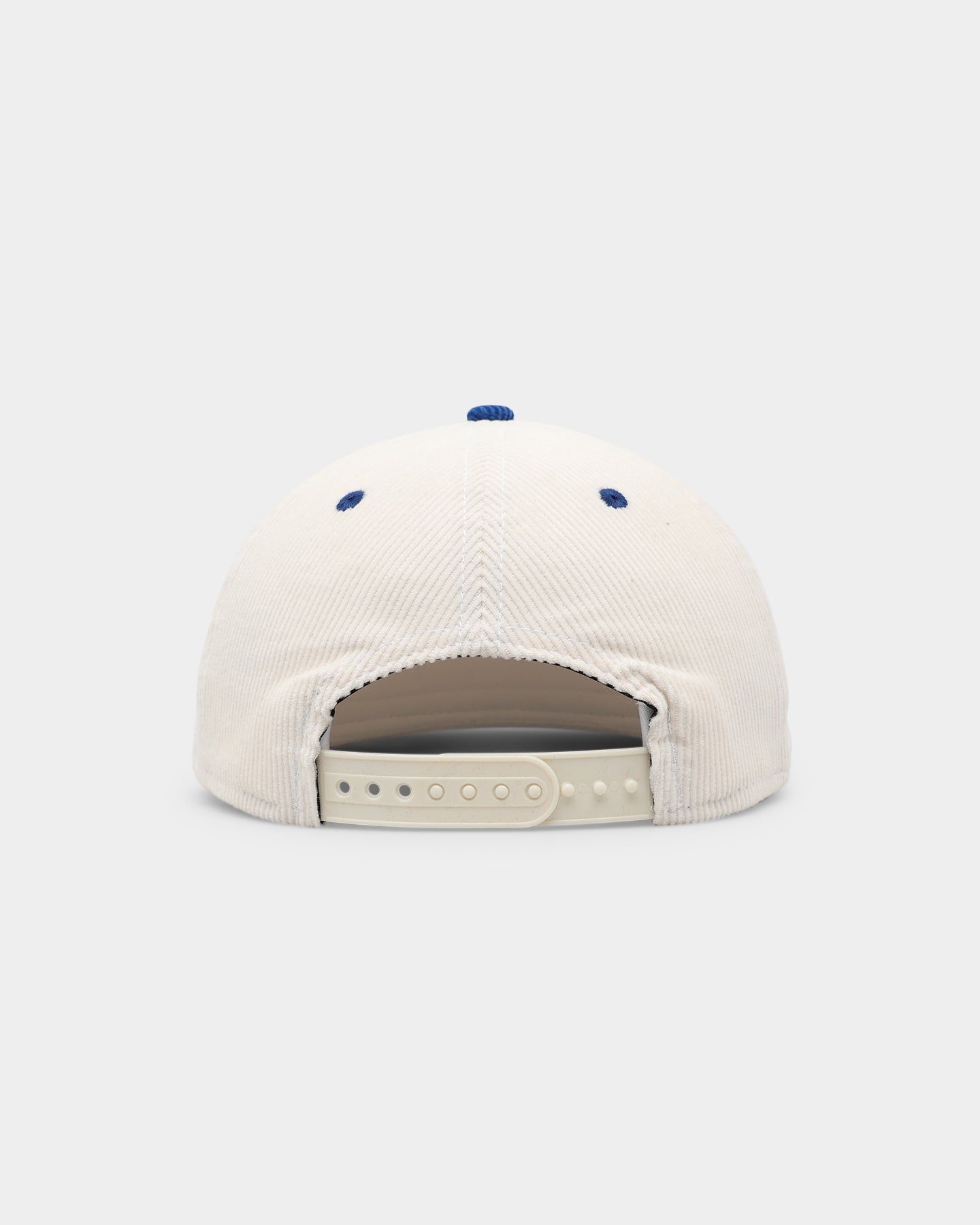New Era Los Angeles Rams 'Chrome Corduroy Throwback Script' Golfer Snapback Chrome White sold by Culture Kings product image thumbnail 2