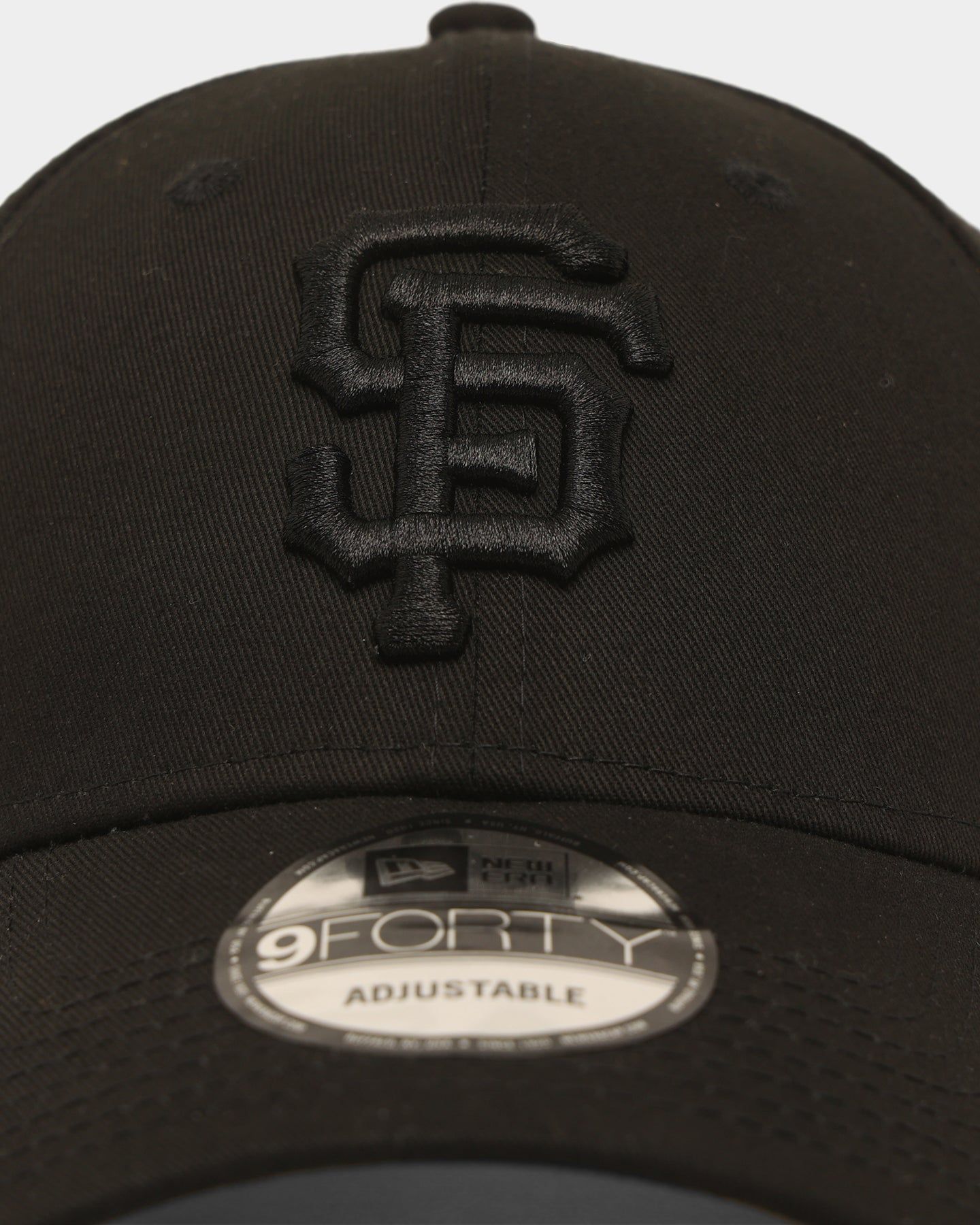 New Era San Francisco Giants 'Black On Black' 9FORTY Casual Strapback Black/Black sold by Culture Kings product image thumbnail 5