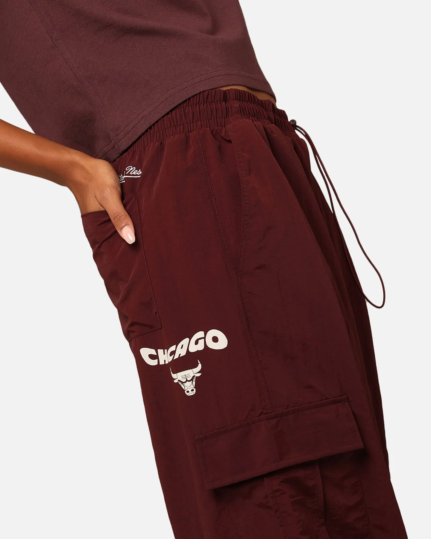 Mitchell & Ness Women's Chicago Bulls Wavey Text Cargo Pants Fudge sold by Culture Kings product image thumbnail 3