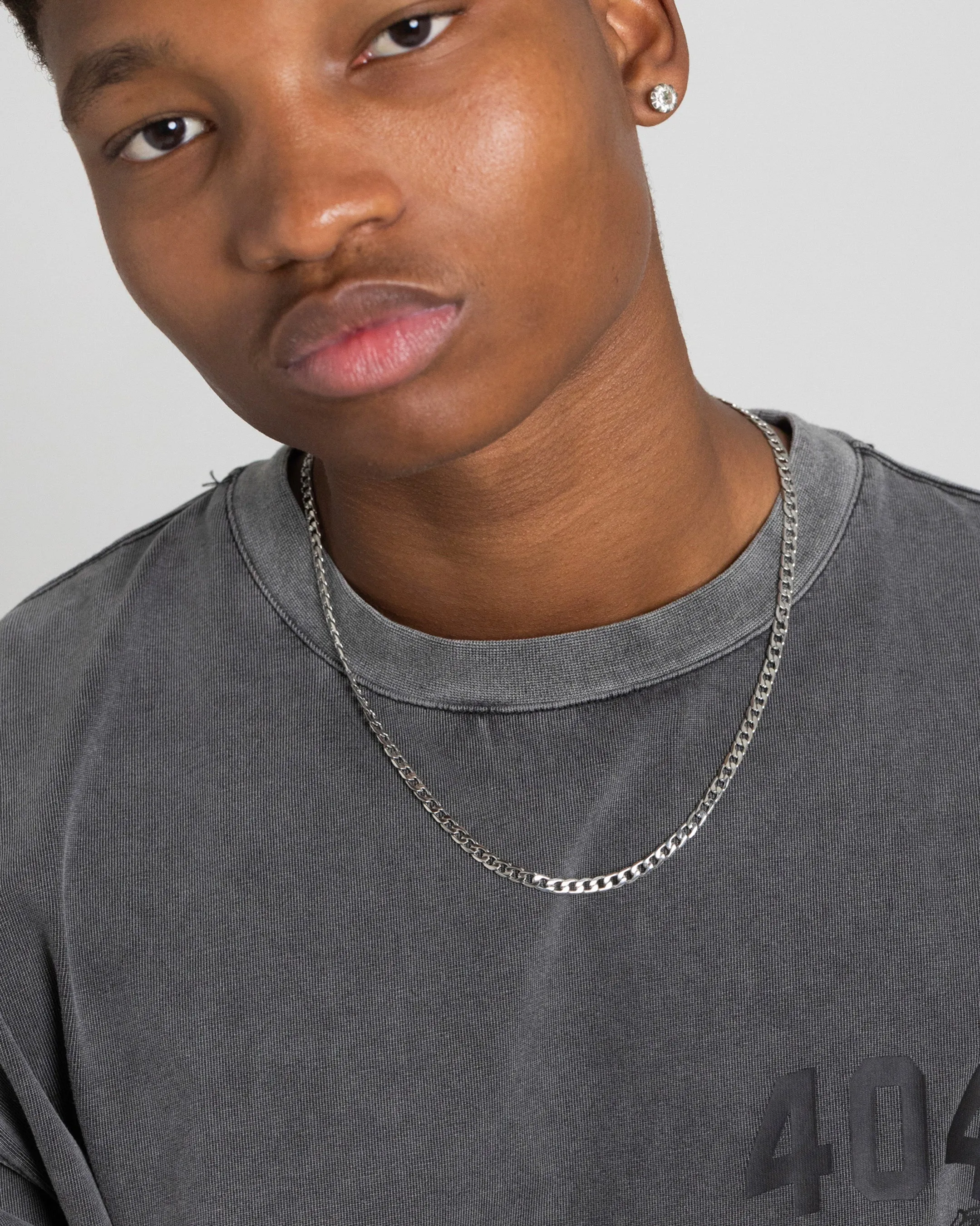 Saint Morta 4.3mm Smooth Cut Cuban Chain White Gold sold by Culture Kings product image thumbnail 3