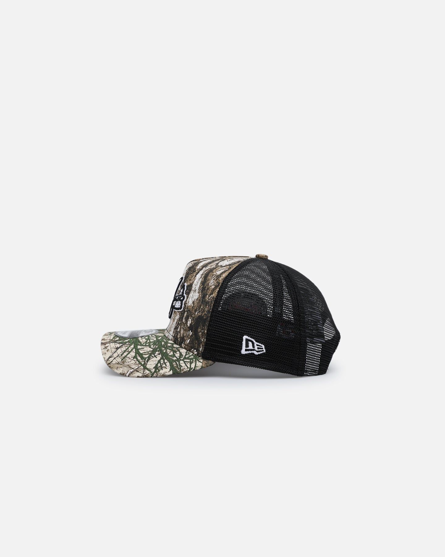 New Era Atlanta Braves 'Real Tree' 9FORTY A-Frame Trucker Snapback Realtree Edge sold by Culture Kings product image thumbnail 4