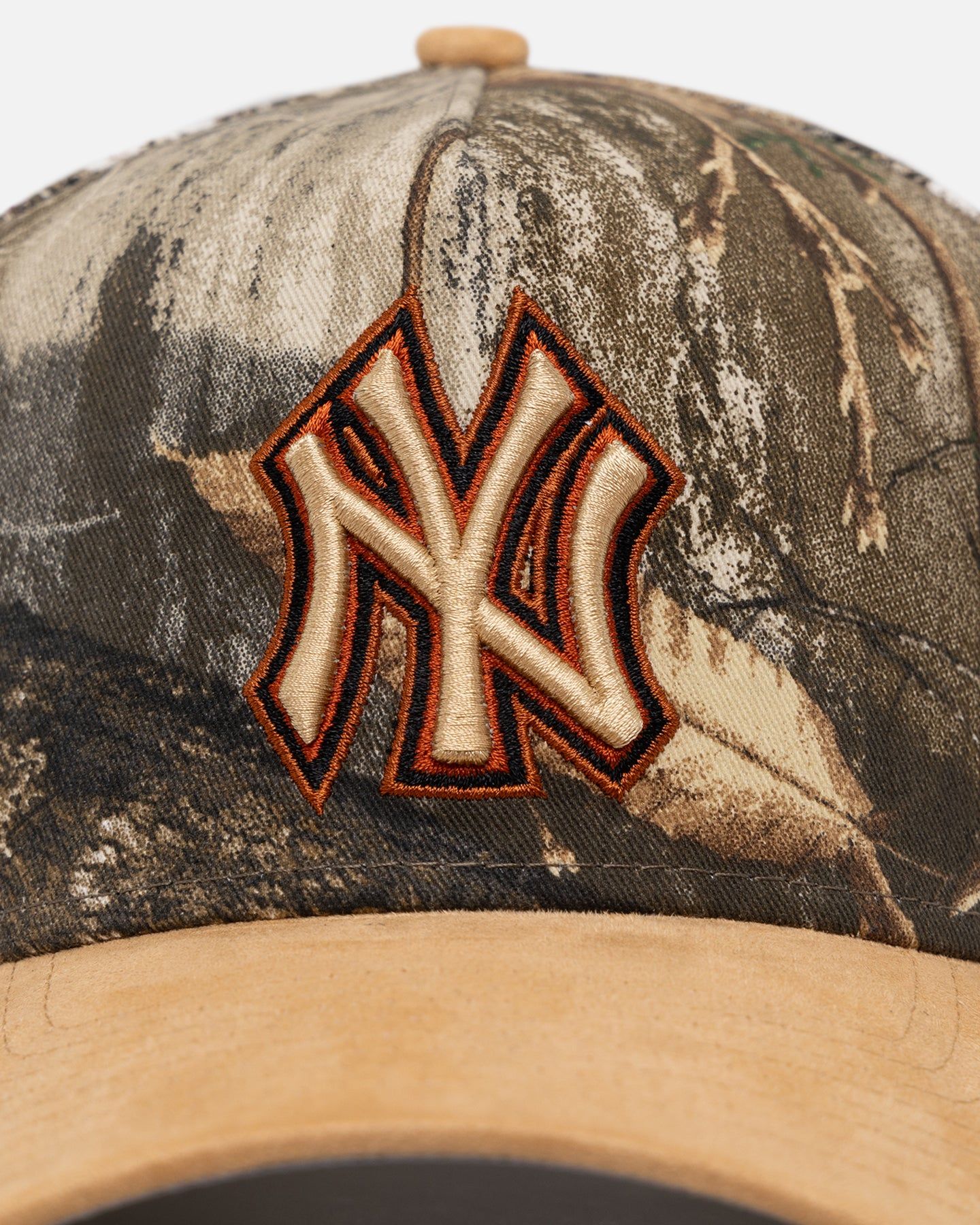 New Era New York Yankees 'Real Tree Tan Suede' 9FORTY A-Frame Snapback Real Tree sold by Culture Kings product image thumbnail 5