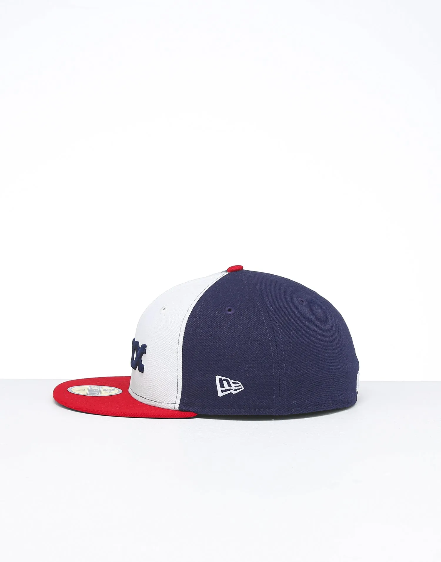 New Era Chicago White Sox 59FIFTY ALT Fitted White/Red/Navy/OTC sold by Culture Kings product image thumbnail 3