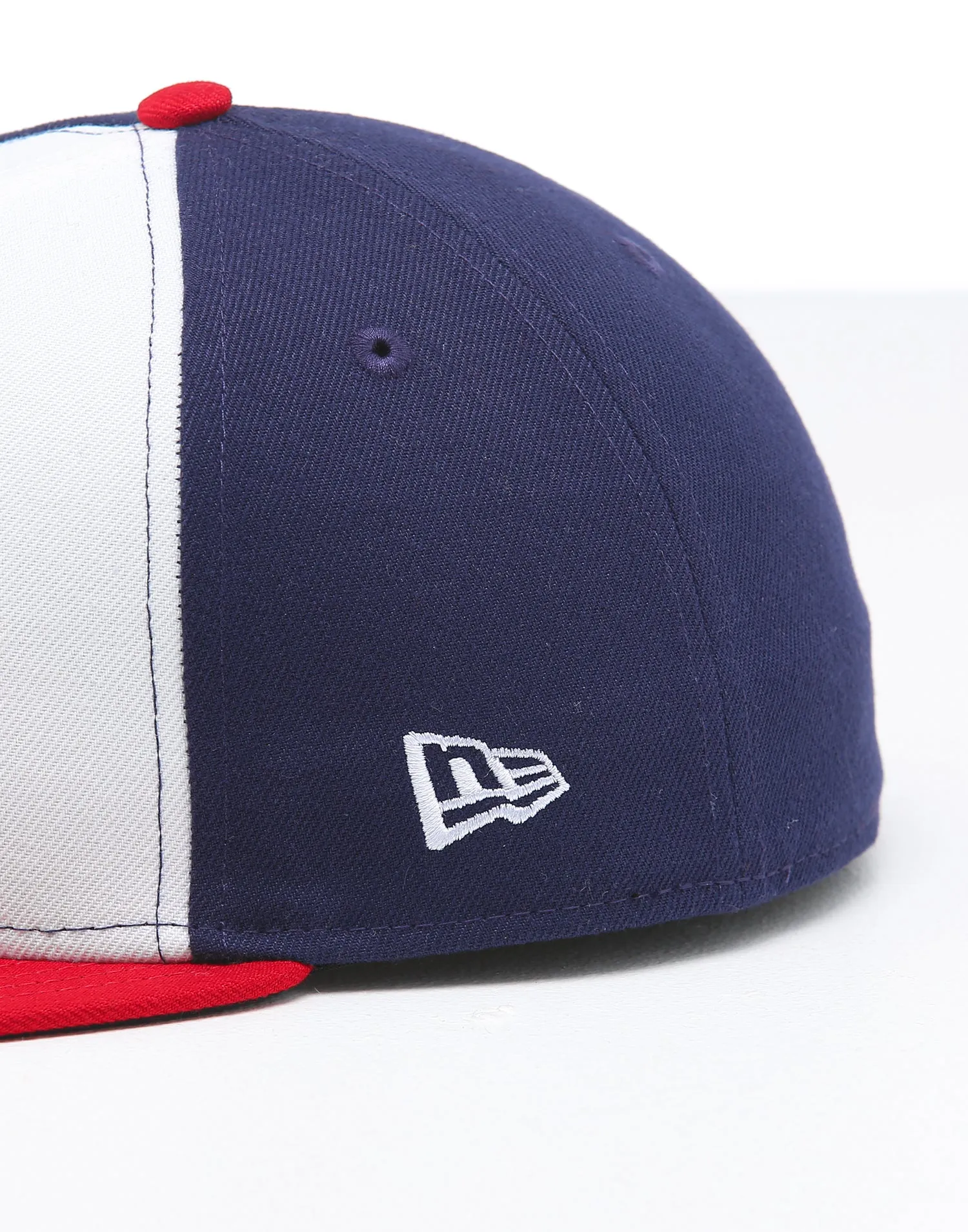 New Era Chicago White Sox 59FIFTY ALT Fitted White/Red/Navy/OTC sold by Culture Kings product image thumbnail 4