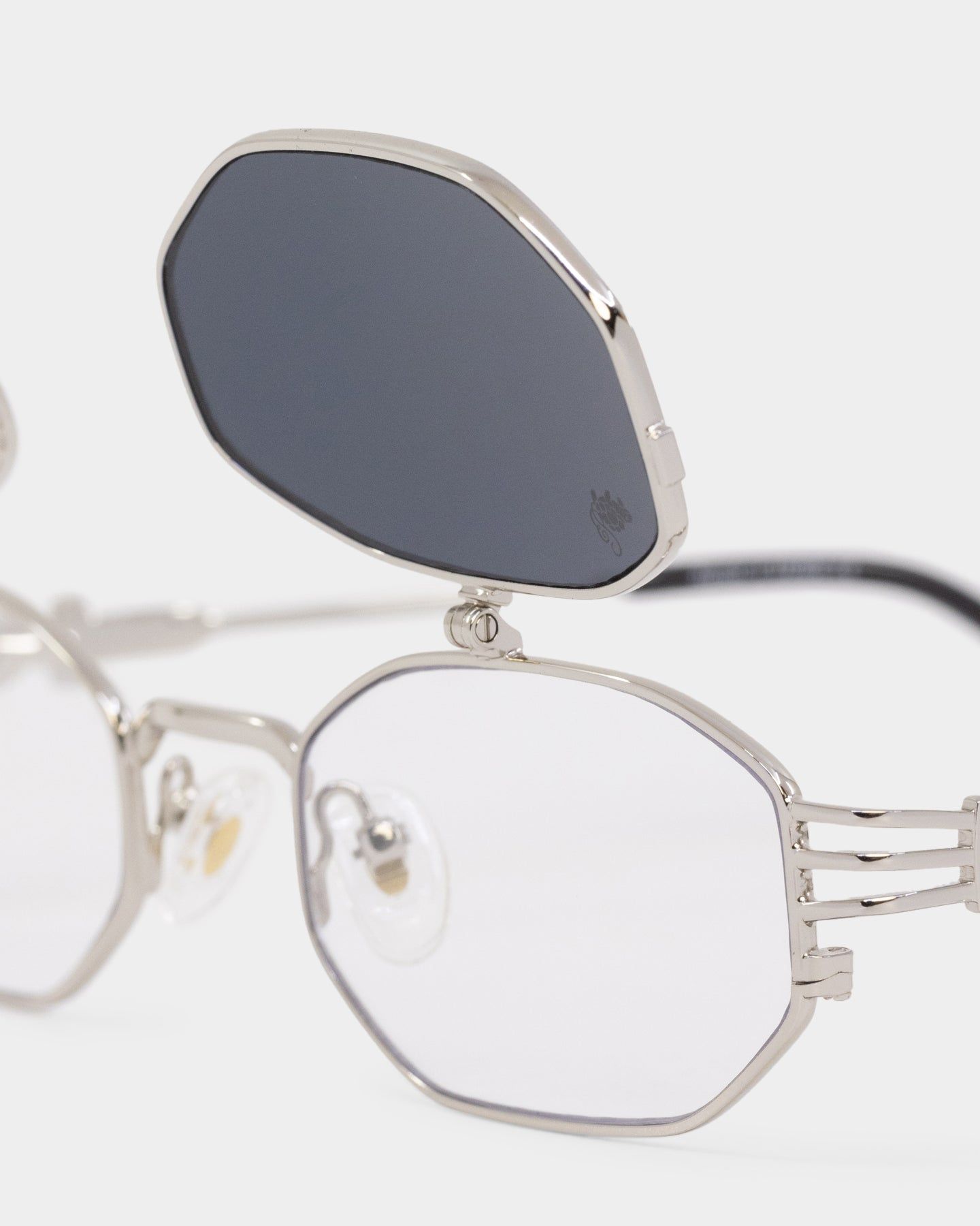 Belvoir & Co Ramar Flip Sunglasses Silver/Black sold by Culture Kings product image thumbnail 4