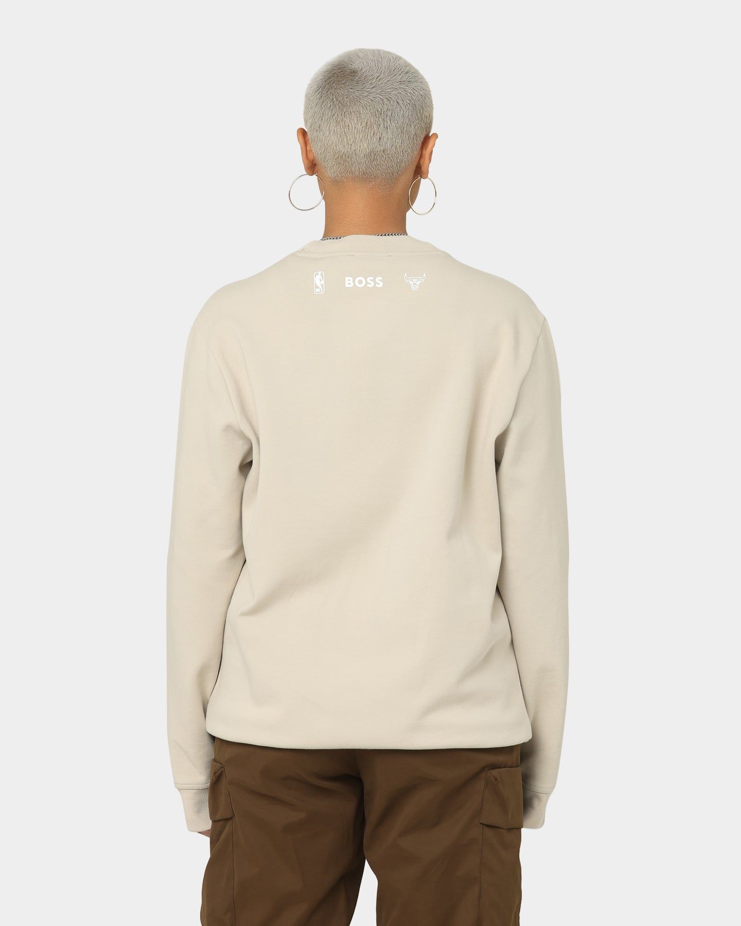 Hugo Boss Hugo Boss X NBA Basic Chicago Bulls Crewneck Sweatshirt Light Beige sold by Culture Kings product image thumbnail 4