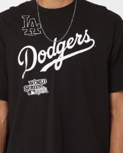 New Era Los Angeles Dodgers Oversized T-Shirt Black sold by Culture Kings