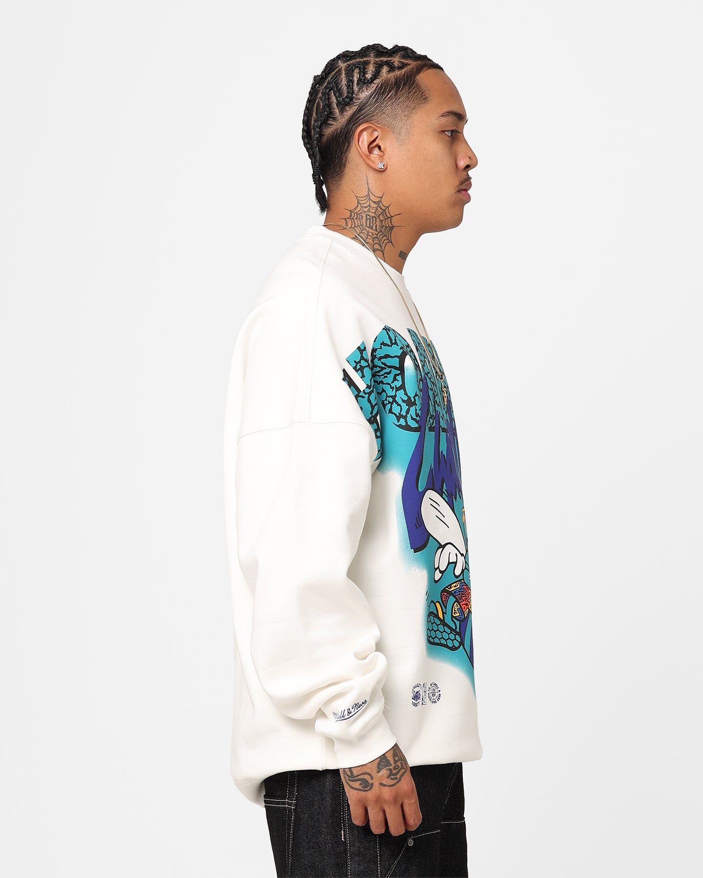 Mitchell & Ness Charlotte Hornets Suns Out Crewneck Vintage White sold by Culture Kings product image thumbnail 5