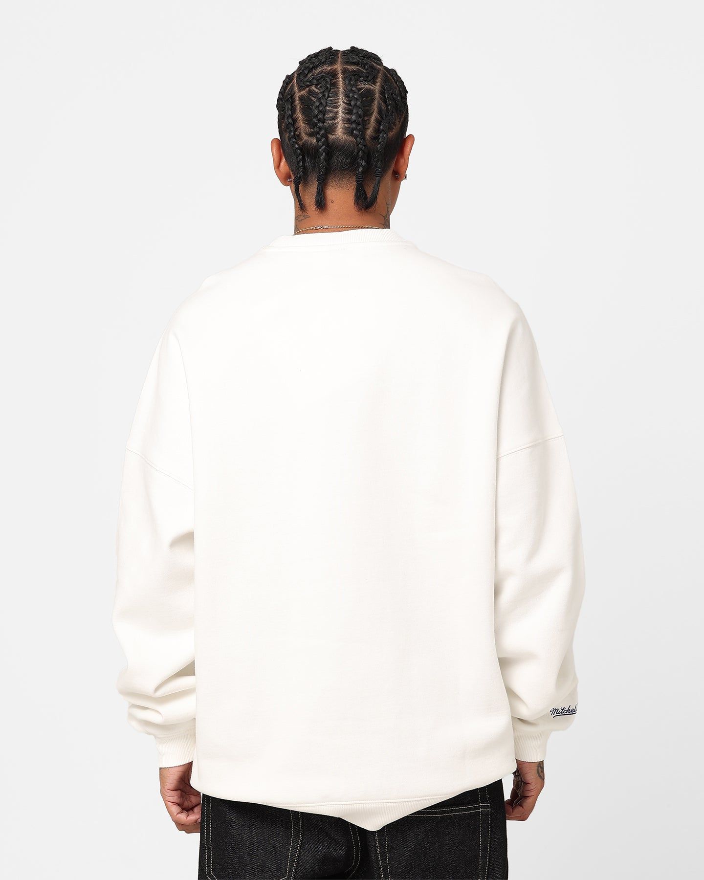 Mitchell & Ness Charlotte Hornets Suns Out Crewneck Vintage White sold by Culture Kings product image thumbnail 4