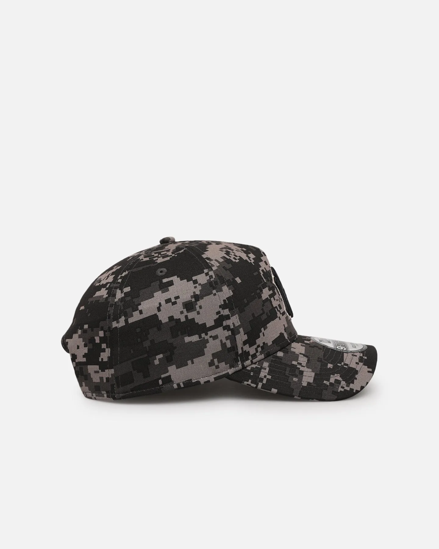 New Era New York Yankees 'Black Digi Camo' 9FORTY A-Frame Snapback Black/Grey sold by Culture Kings product image thumbnail 3