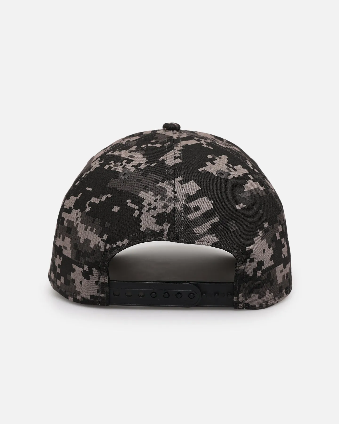 New Era New York Yankees 'Black Digi Camo' 9FORTY A-Frame Snapback Black/Grey sold by Culture Kings product image thumbnail 2