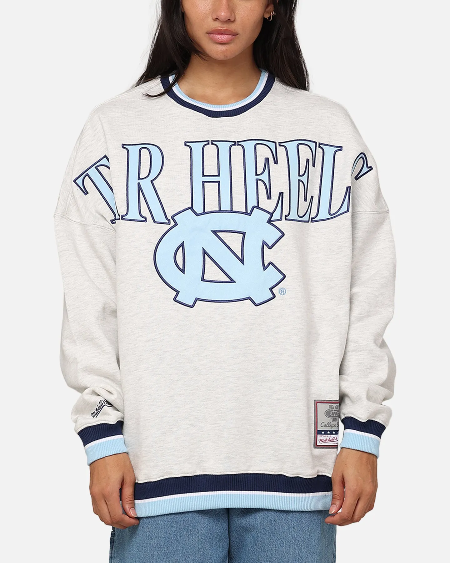 Mitchell & Ness North Carolina Tar Heels Shooting Crewneck Silver Marle sold by Culture Kings