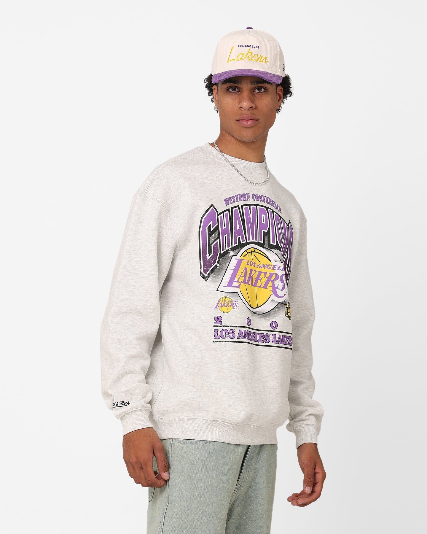 Mitchell & Ness Los Angeles Lakers Bevelled Crewneck Silver Marle sold by Culture Kings product image thumbnail 5