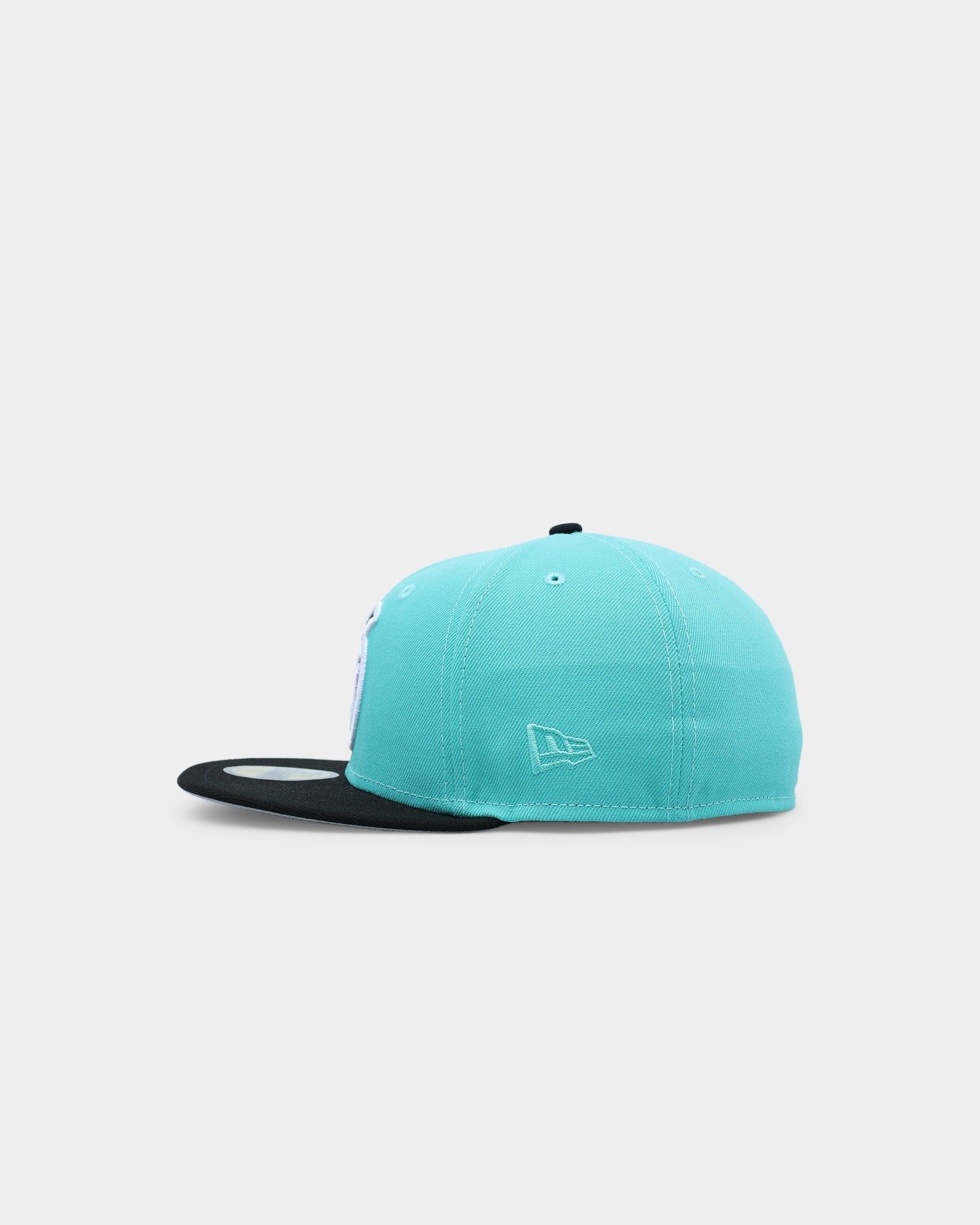 New Era New York Yankees 'Cool Mint' 2-Tone 59FIFTY Fitted Mint/Black sold by Culture Kings product image thumbnail 4