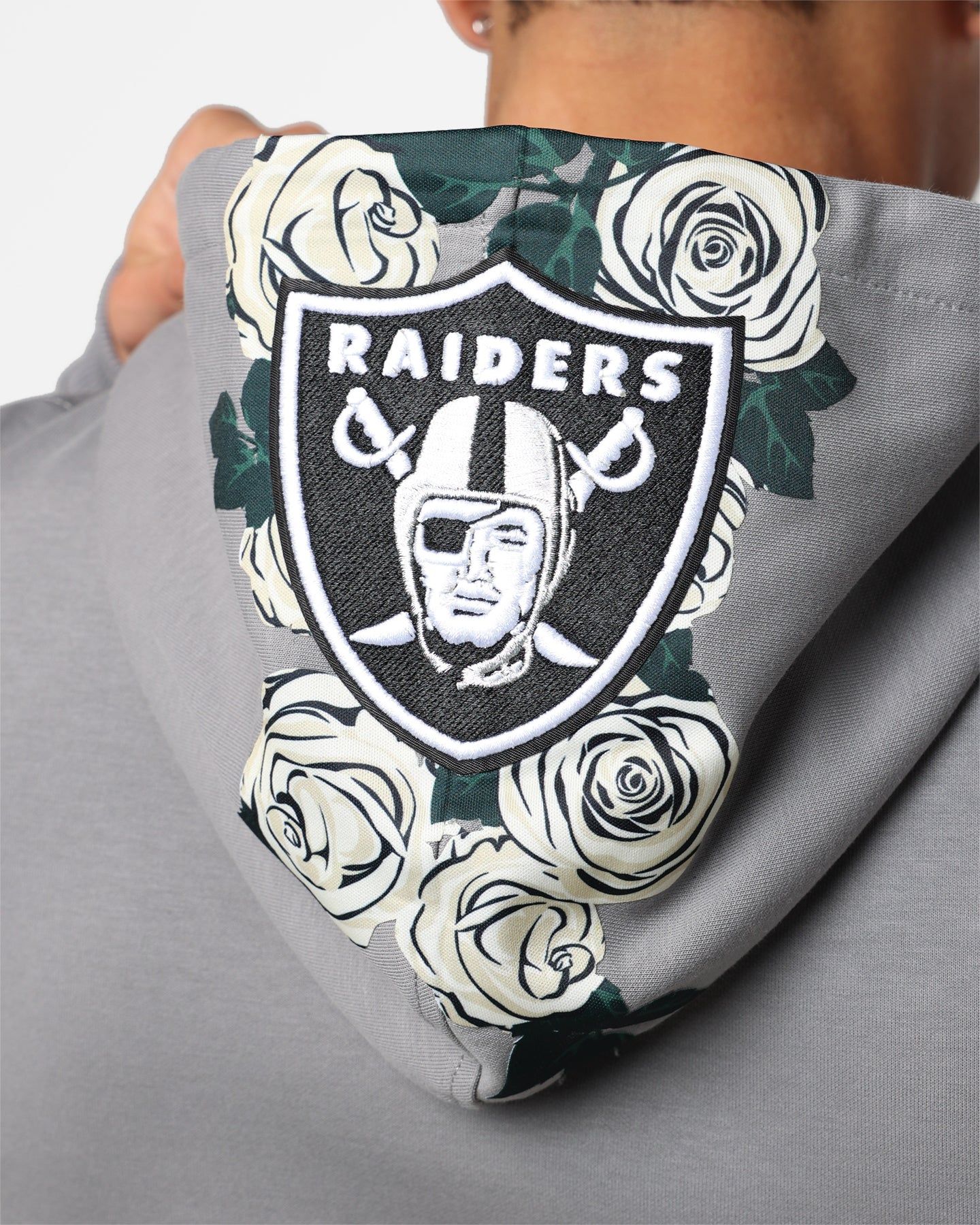 Pro Standard Las Vegas Raiders Roses Hoodie Grey sold by Culture Kings product image thumbnail 10