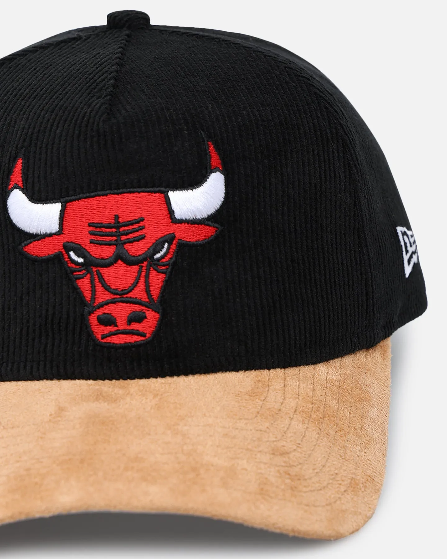 New Era Chicago Bulls 'Corduroy Suede' Pre-Curved Golfer Snapback Washed Black sold by Culture Kings product image thumbnail 2
