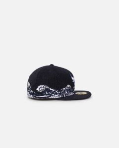 New Era Chicago Bulls "Wave" 59FIFTY Fitted Navy/White sold by Culture Kings