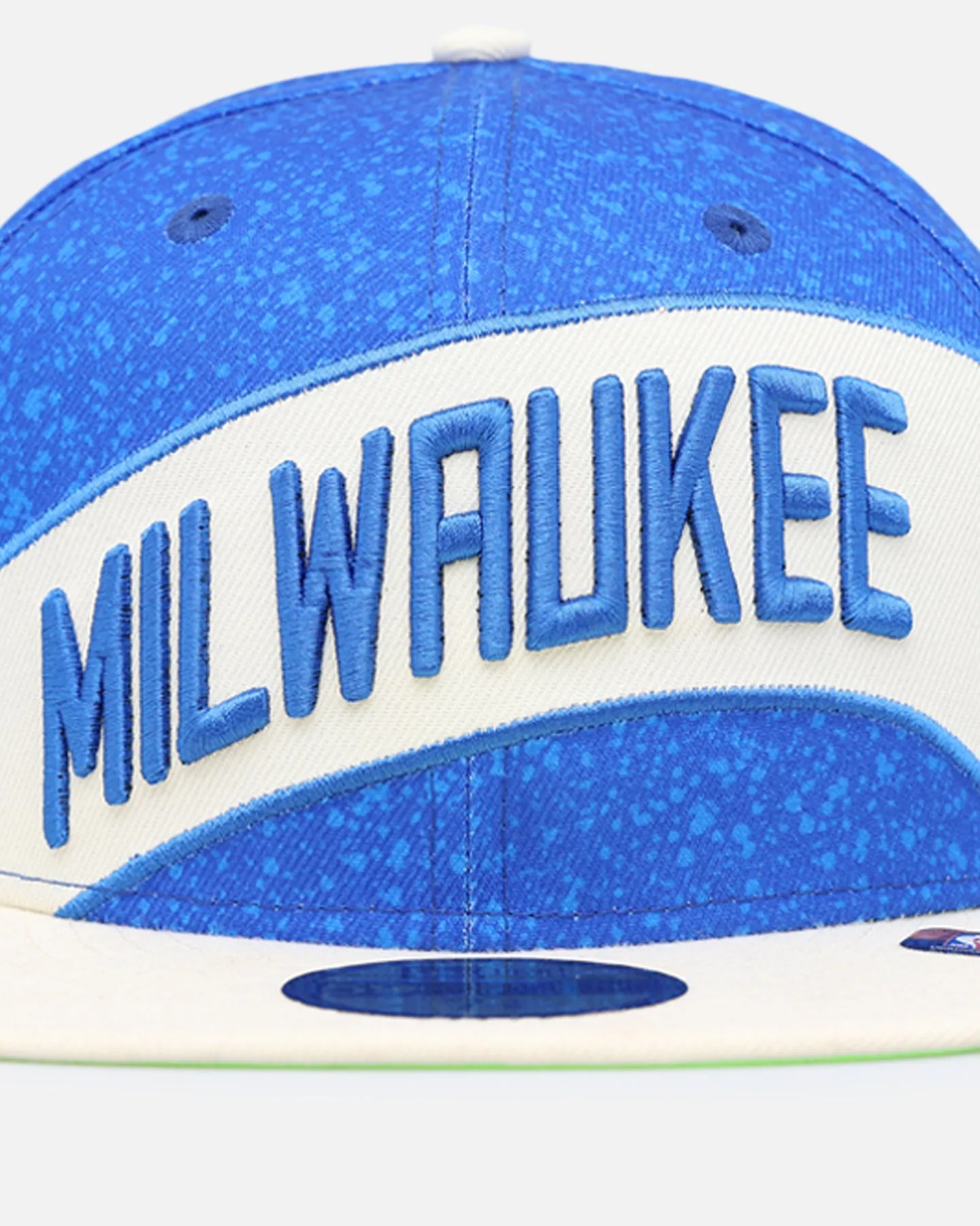 New Era Milwaukee Bucks 'NBA CE Headwear Collection' 59FIFTY Fitted Dark Green sold by Culture Kings product image thumbnail 5