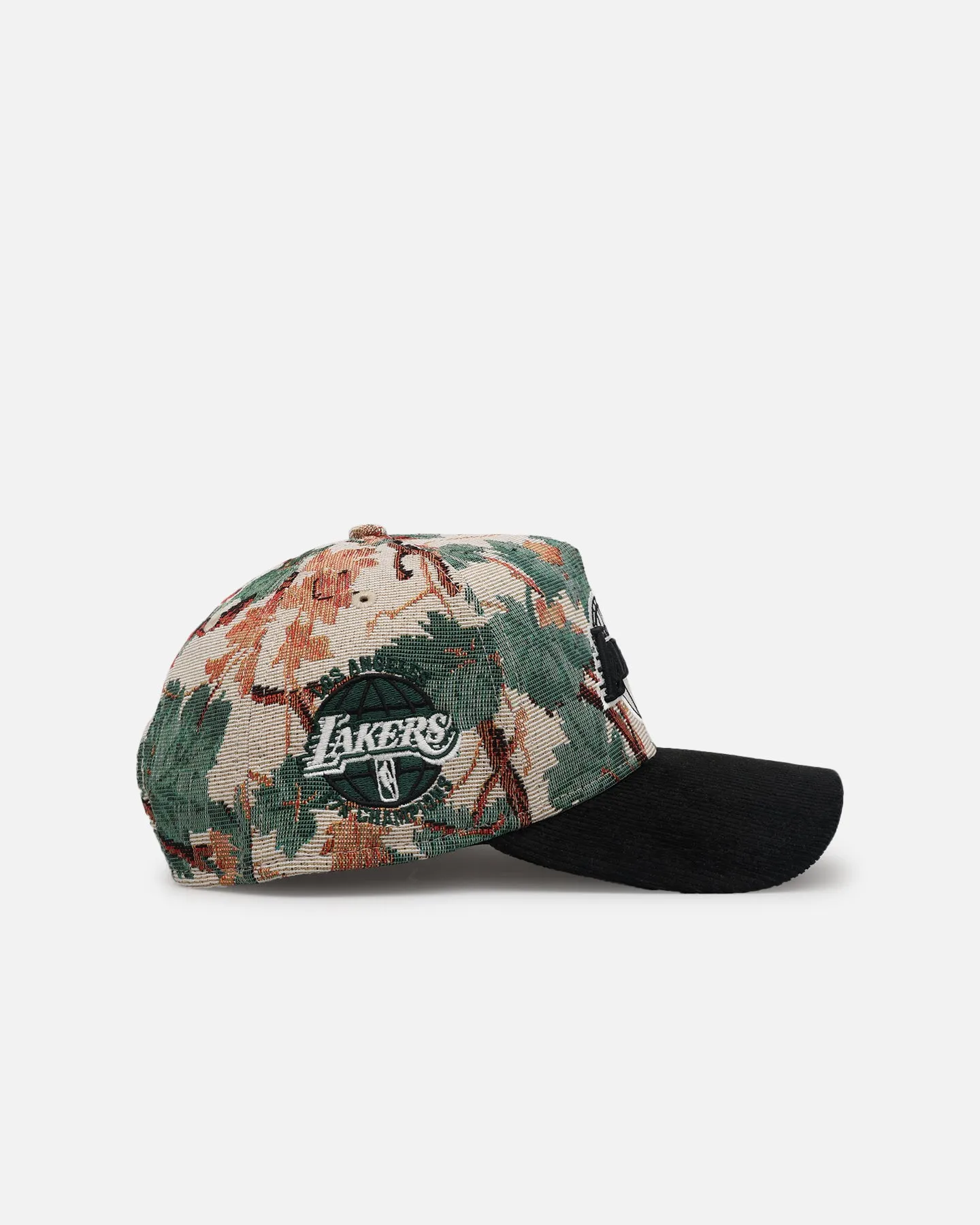 New Era Los Angeles Lakers 'Maple Majesty' 9FORTY A-Frame Snapback Realtree Tapestrey sold by Culture Kings product image thumbnail 4