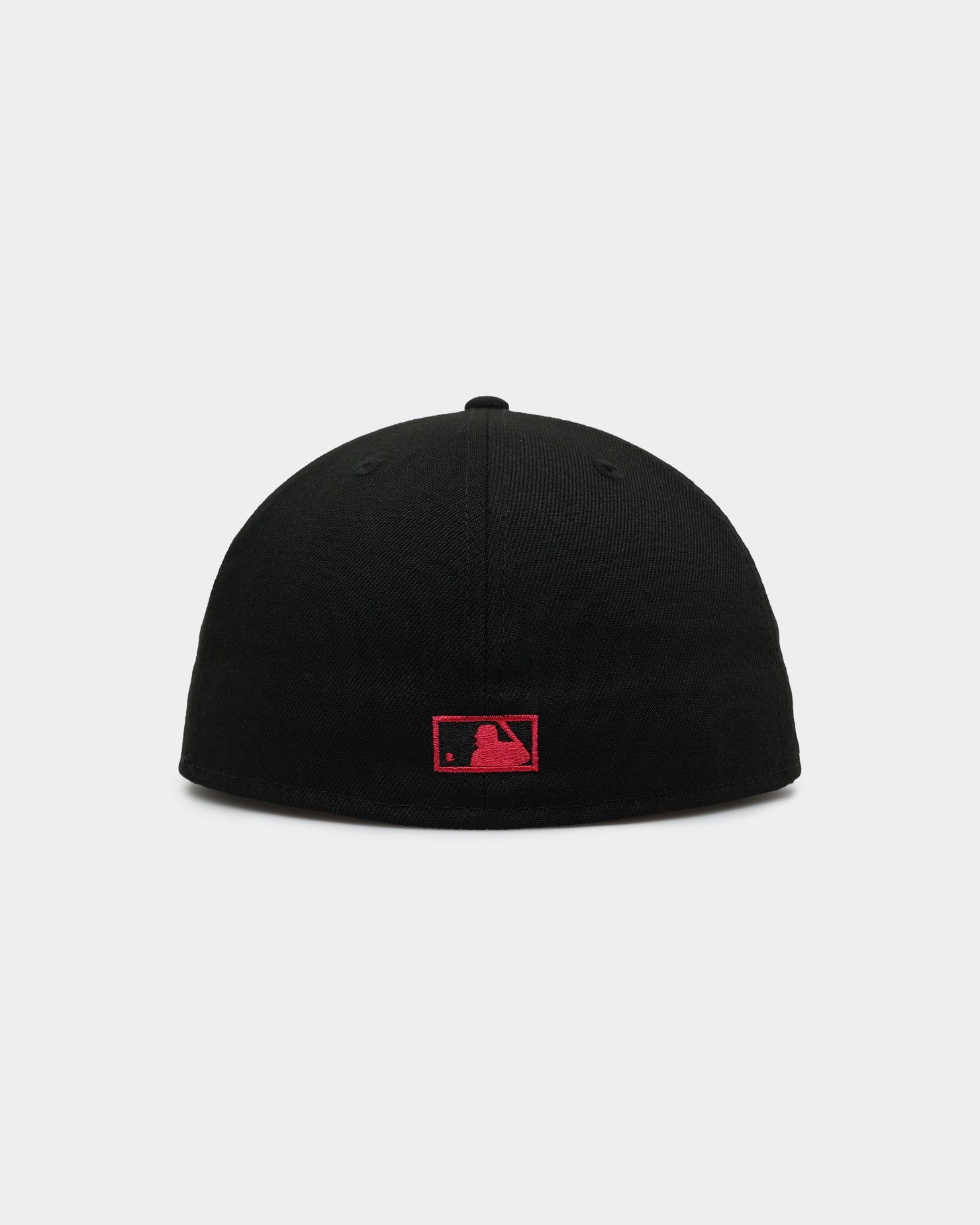 New Era New York Yankees 'Rose Nights' 59FIFTY Fitted Black sold by Culture Kings product image thumbnail 2