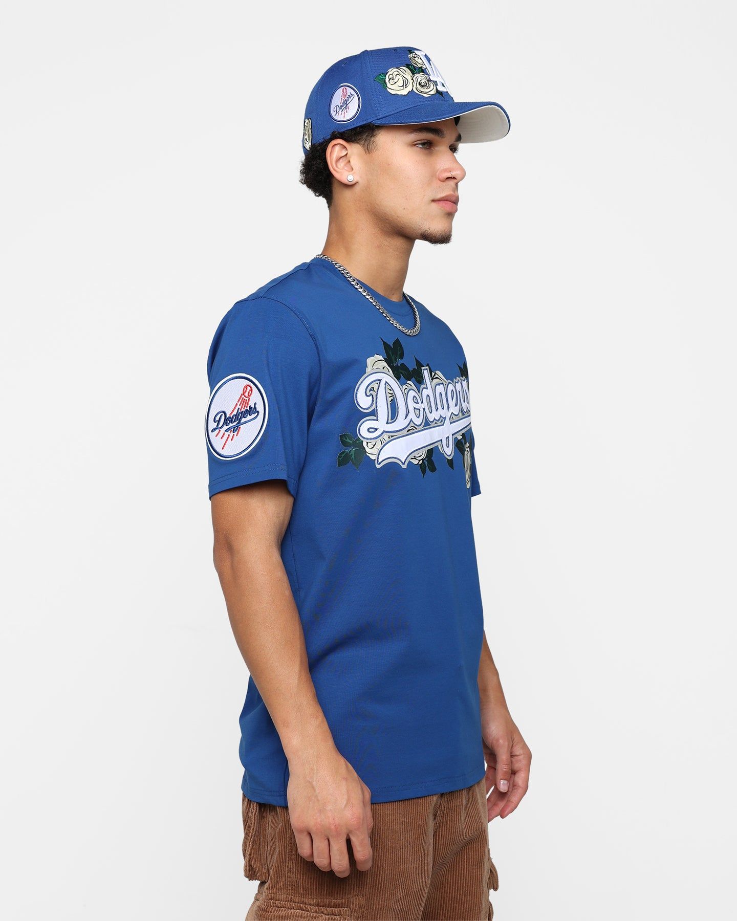 Pro Standard Los Angeles Dodgers Roses T-Shirt Dark Blue sold by Culture Kings product image thumbnail 5