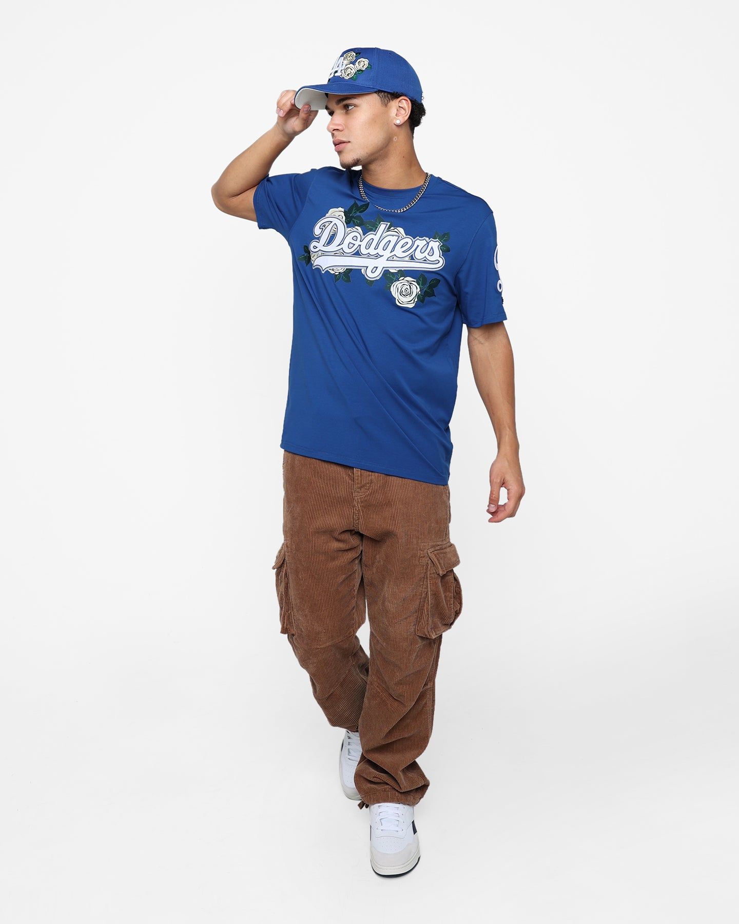 Pro Standard Los Angeles Dodgers Roses T-Shirt Dark Blue sold by Culture Kings product image thumbnail 2