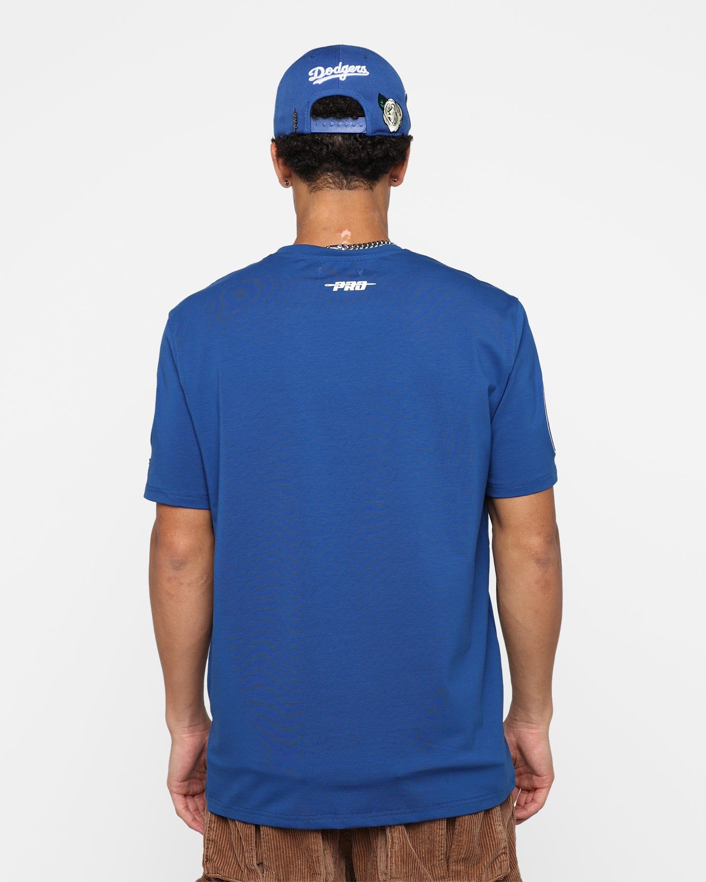 Pro Standard Los Angeles Dodgers Roses T-Shirt Dark Blue sold by Culture Kings product image thumbnail 4