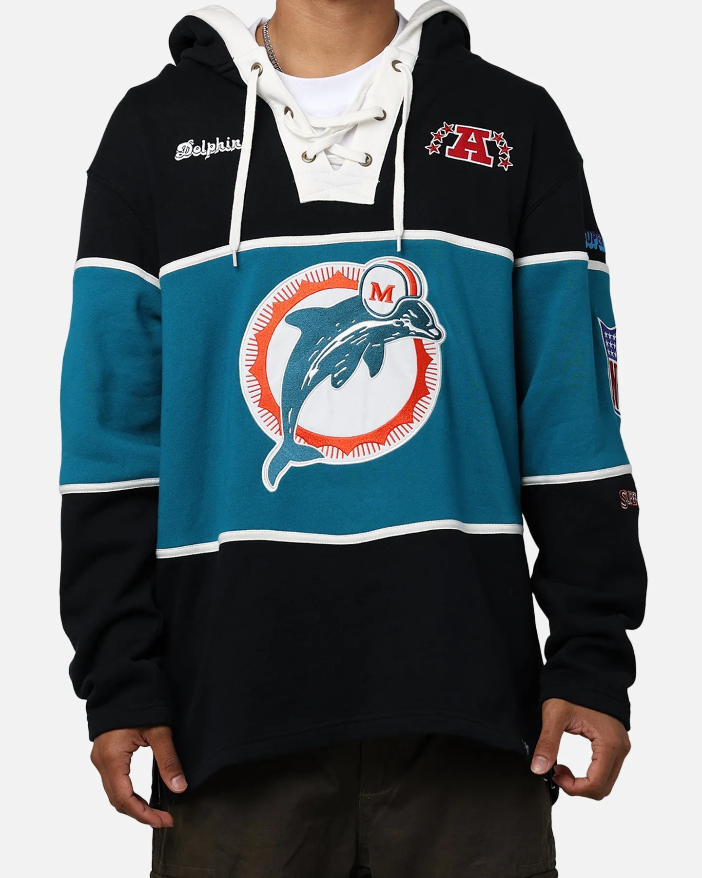 47 Brand Miami Dolphins Super Bowl Gridiron Lacer Hoodie Jet Black sold by Culture Kings product image thumbnail 2