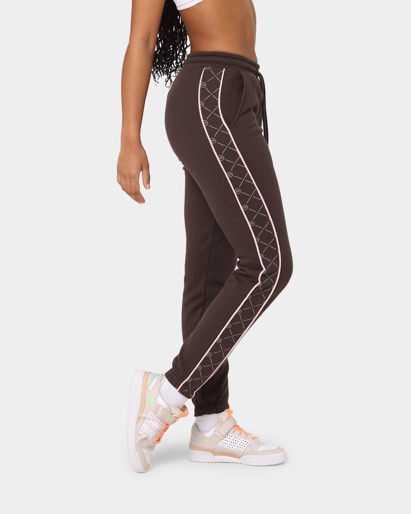 Ellesse Women's Delfinia Jog Pants Brown sold by Culture Kings product image thumbnail 5