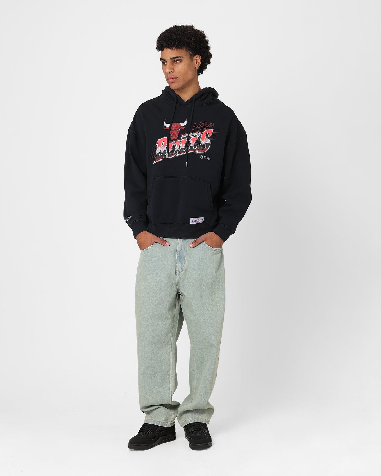 Mitchell & Ness Chicago Bulls Last Second Shot Hoodie Faded Black sold by Culture Kings product image thumbnail 2