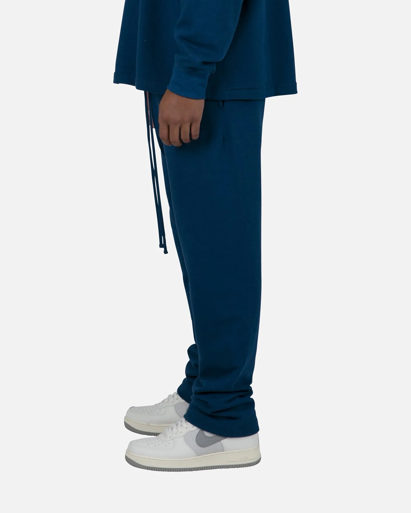 MNML Relaxed Everyday Sweatpants Navy sold by Culture Kings product image thumbnail 3